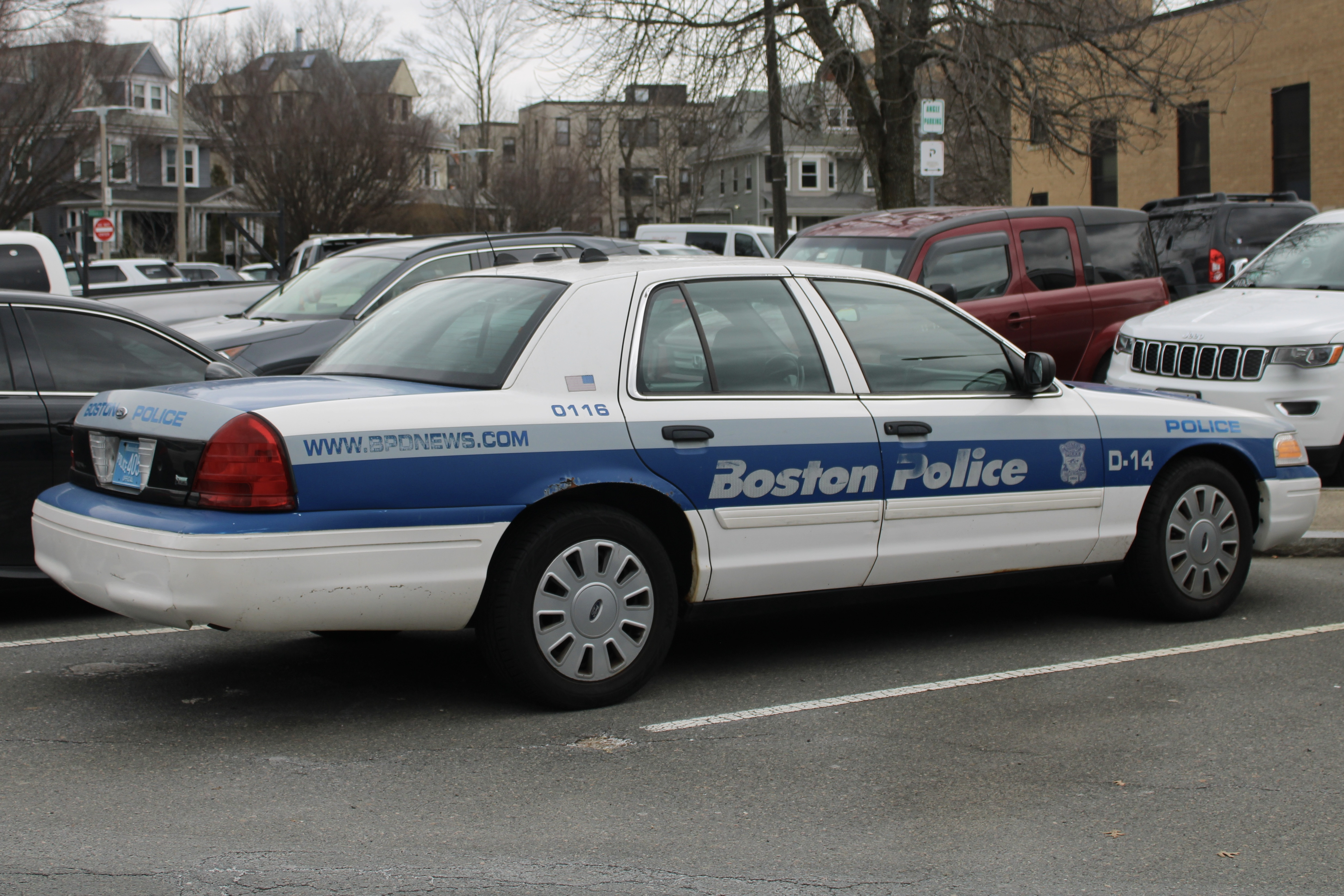 A photo  of Boston Police
            Cruiser 0116, a 2010 Ford Crown Victoria Police Interceptor             taken by @riemergencyvehicles