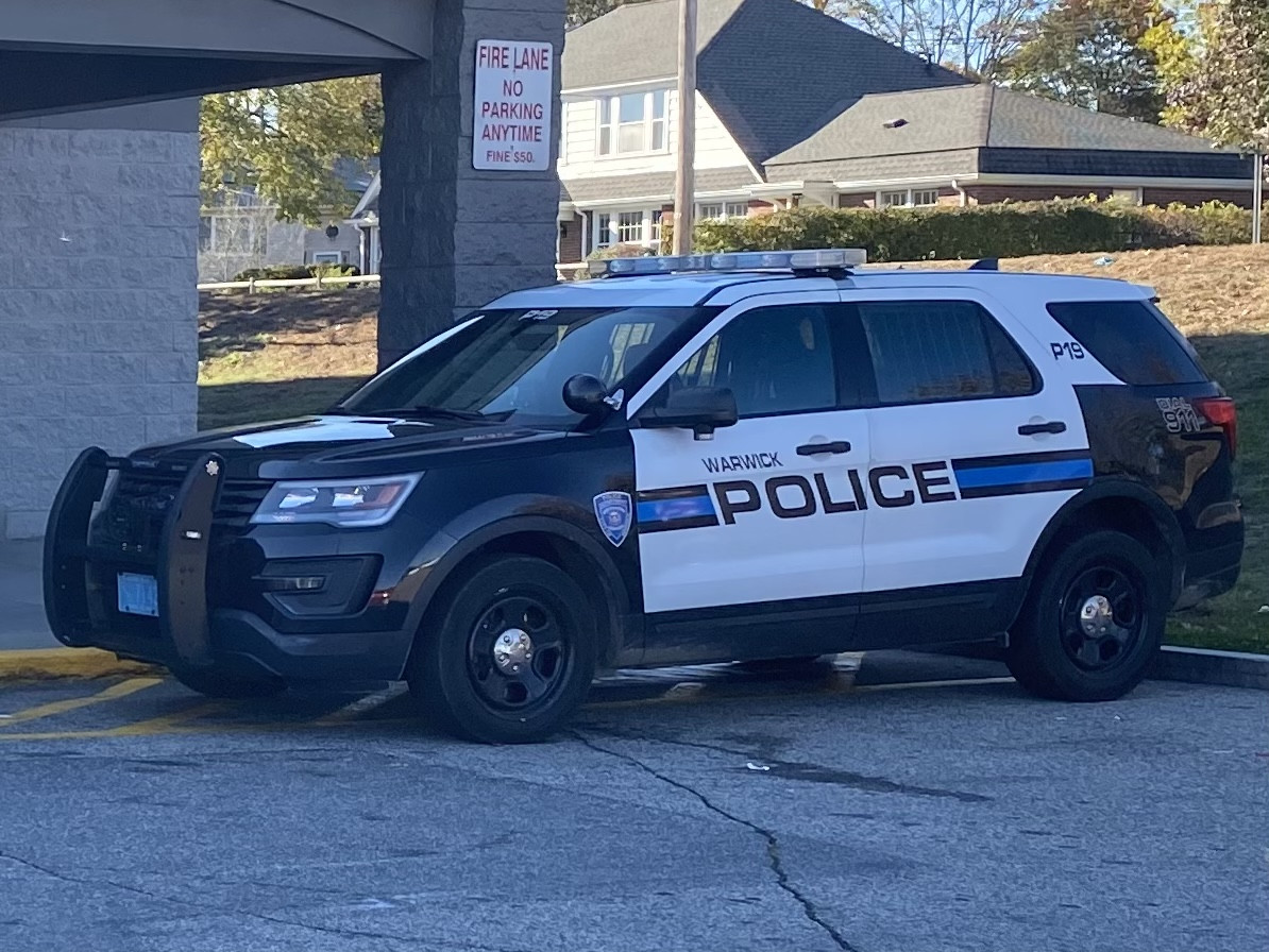 A photo  of Warwick Police
            Cruiser P-19, a 2019 Ford Police Interceptor Utility             taken by @riemergencyvehicles