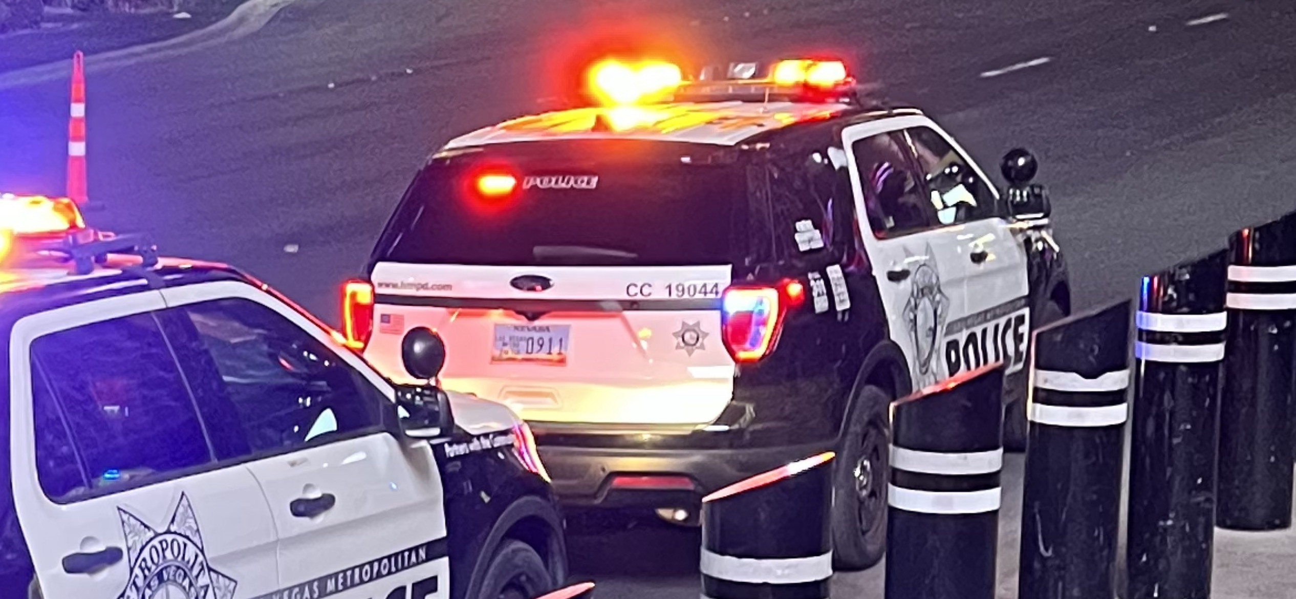 A photo  of Las Vegas Metropolitan Police
            Cruiser 19044, a 2016-2017 Ford Police Interceptor Utility             taken by @riemergencyvehicles