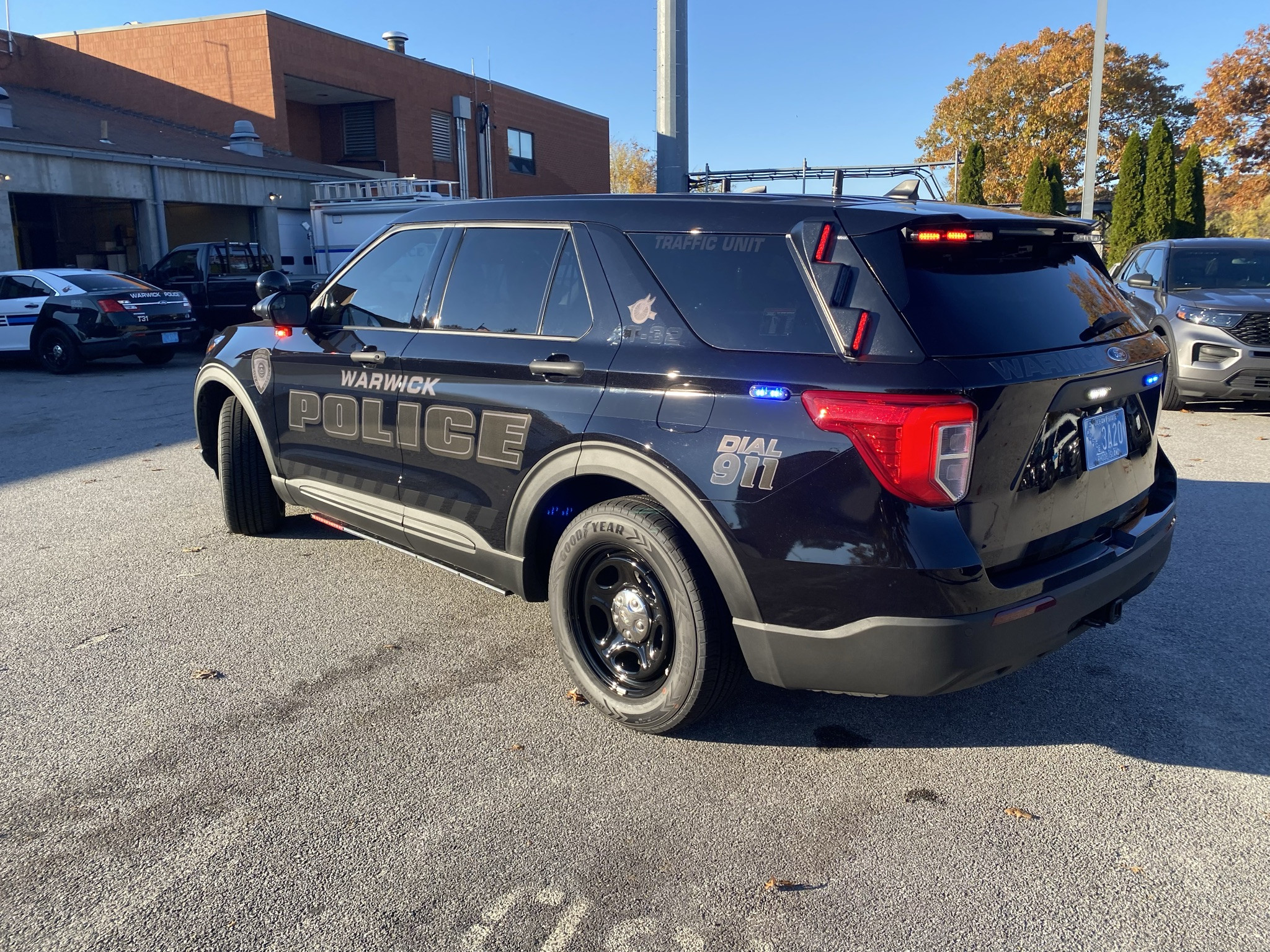 A photo  of Warwick Police
            Cruiser T-32, a 2021 Ford Police Interceptor Utility             taken by @riemergencyvehicles