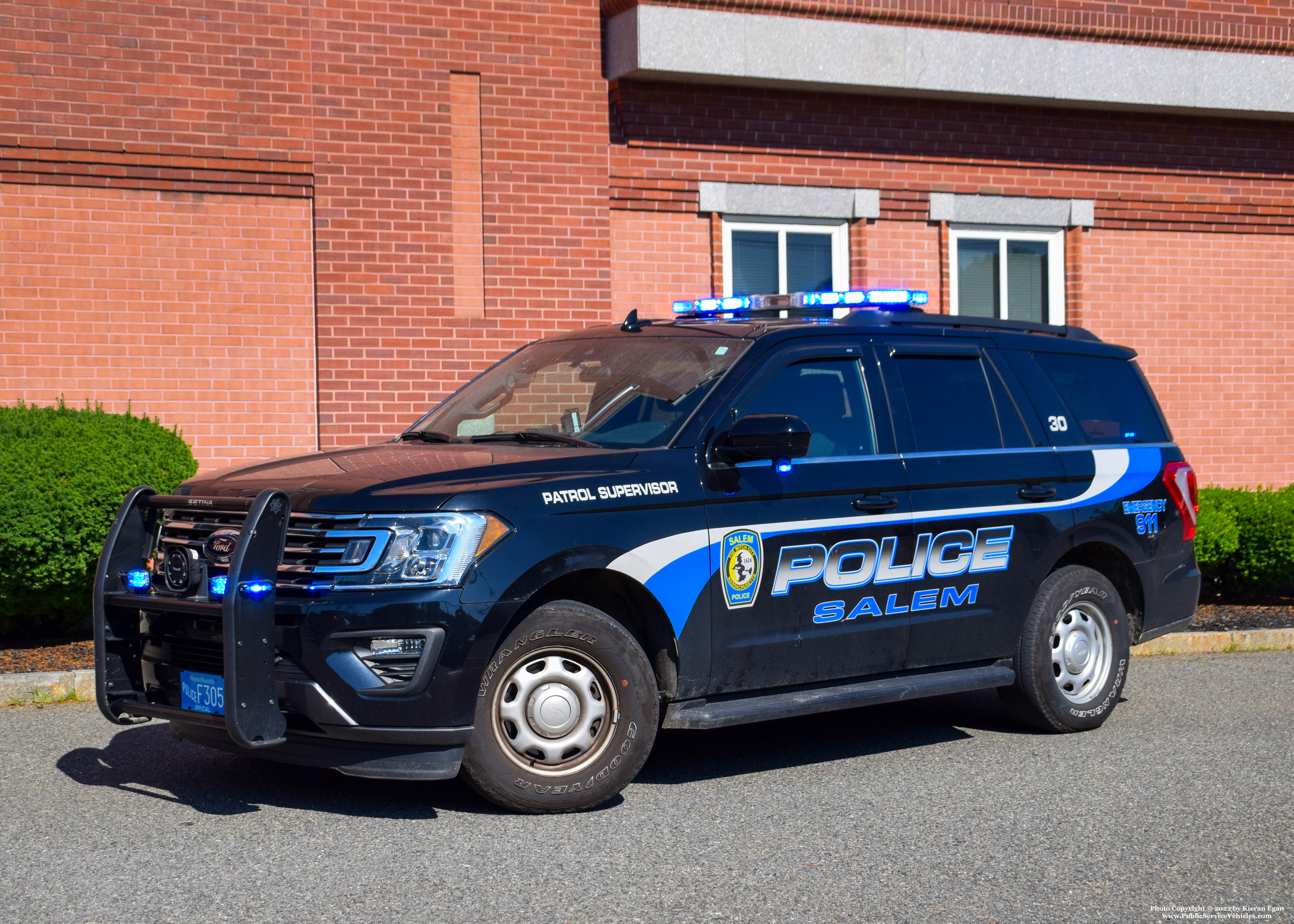 A photo  of Salem Police
            Cruiser 30, a 2020 Ford Expedition             taken by Kieran Egan