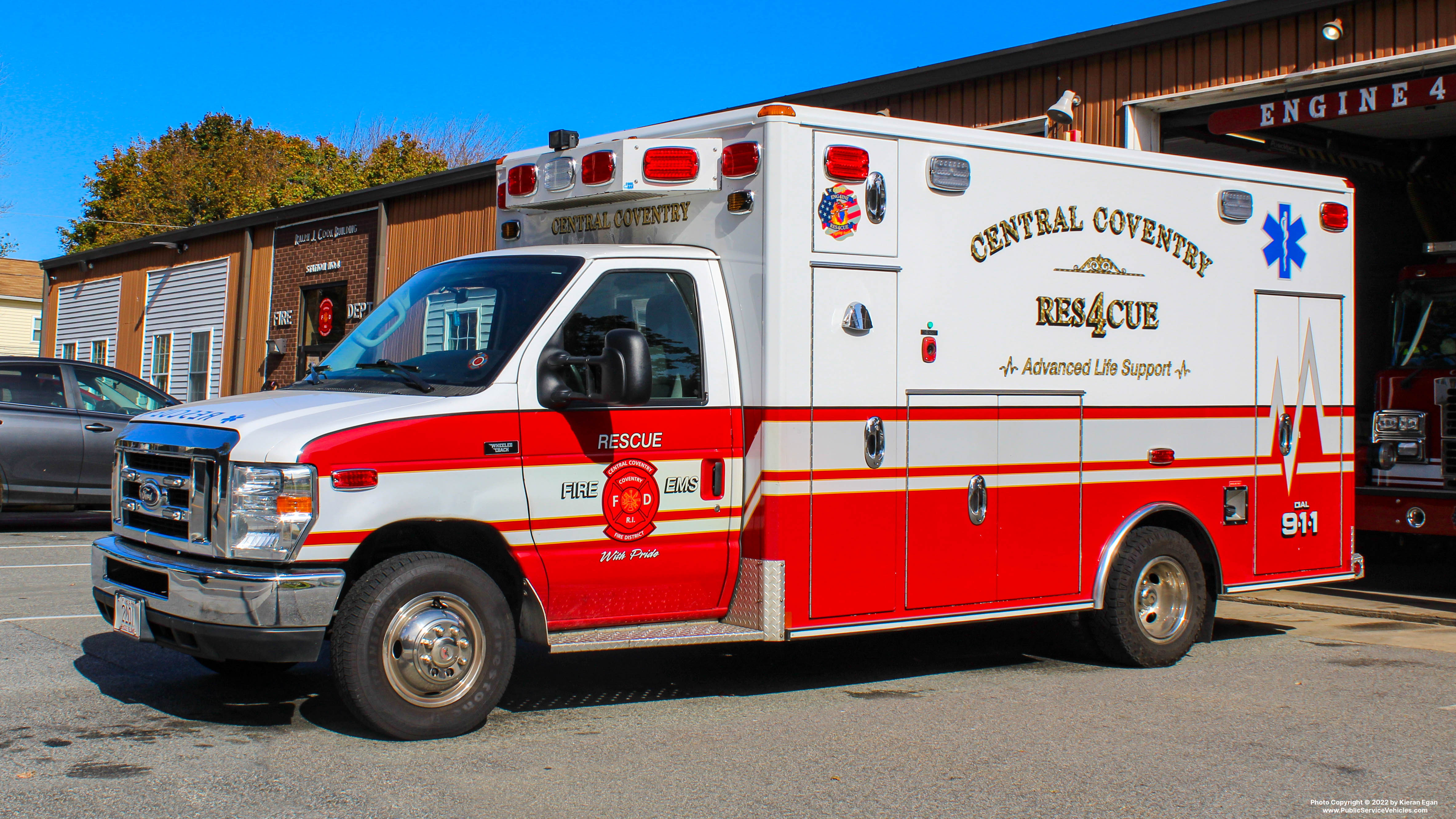 A photo  of Central Coventy Fire District
            Rescue 4, a 2015 Ford E-450             taken by Kieran Egan