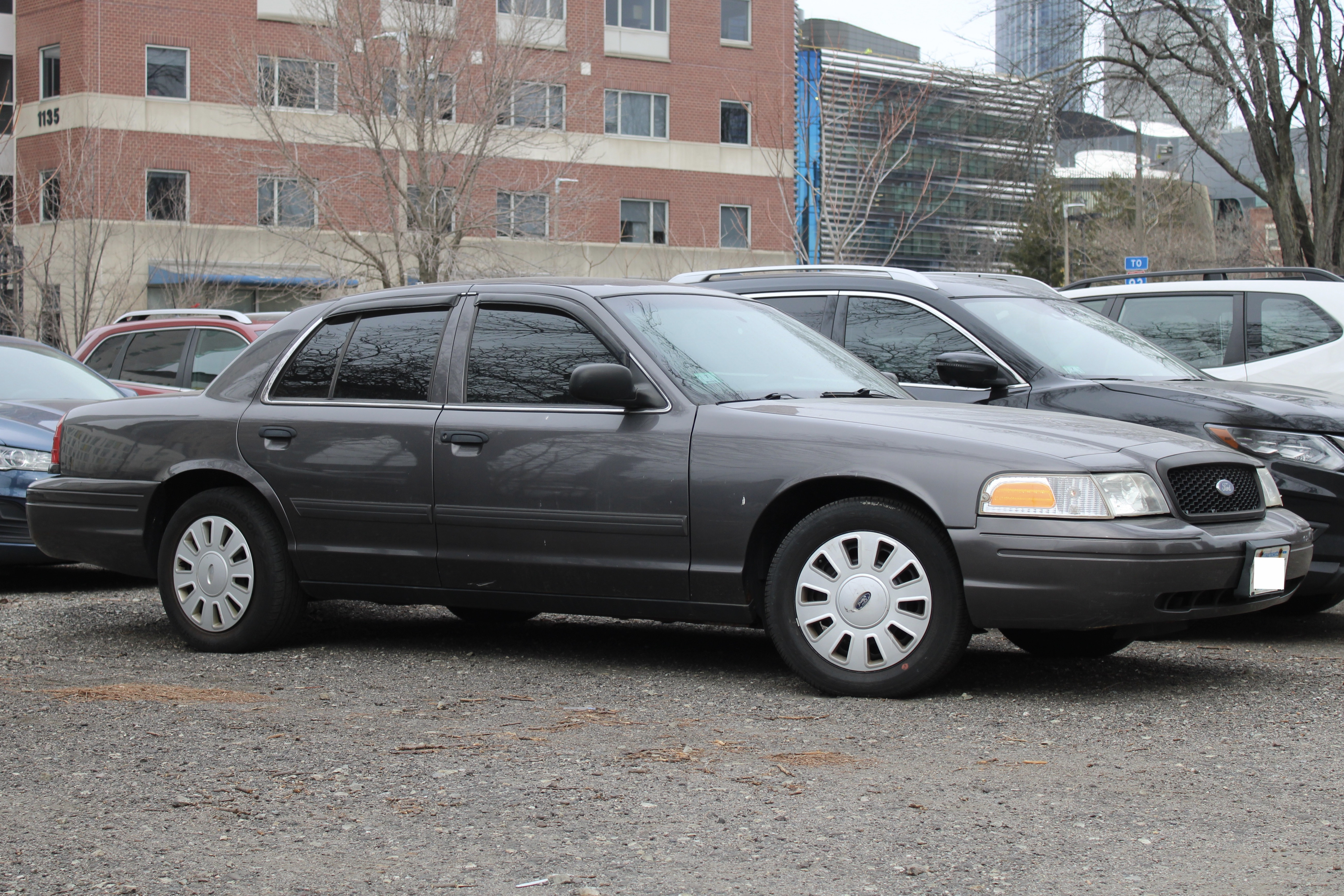 A photo  of Boston Police
            Unmarked Unit, a 2009 Ford Crown Victoria Police Interceptor             taken by @riemergencyvehicles