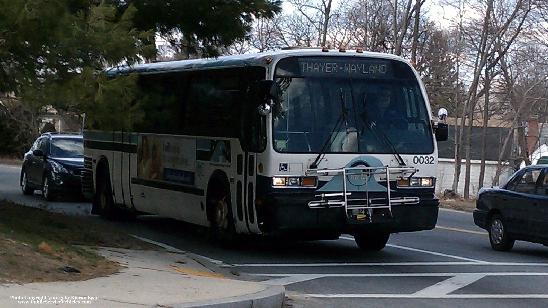 A photo  of Rhode Island Public Transit Authority
            Bus 0032, a 2000 Nova Bus RTS T82VN             taken by Kieran Egan