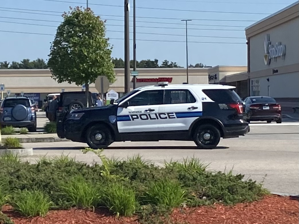 A photo  of Warwick Police
            Cruiser P-21, a 2019 Ford Police Interceptor Utility             taken by @riemergencyvehicles