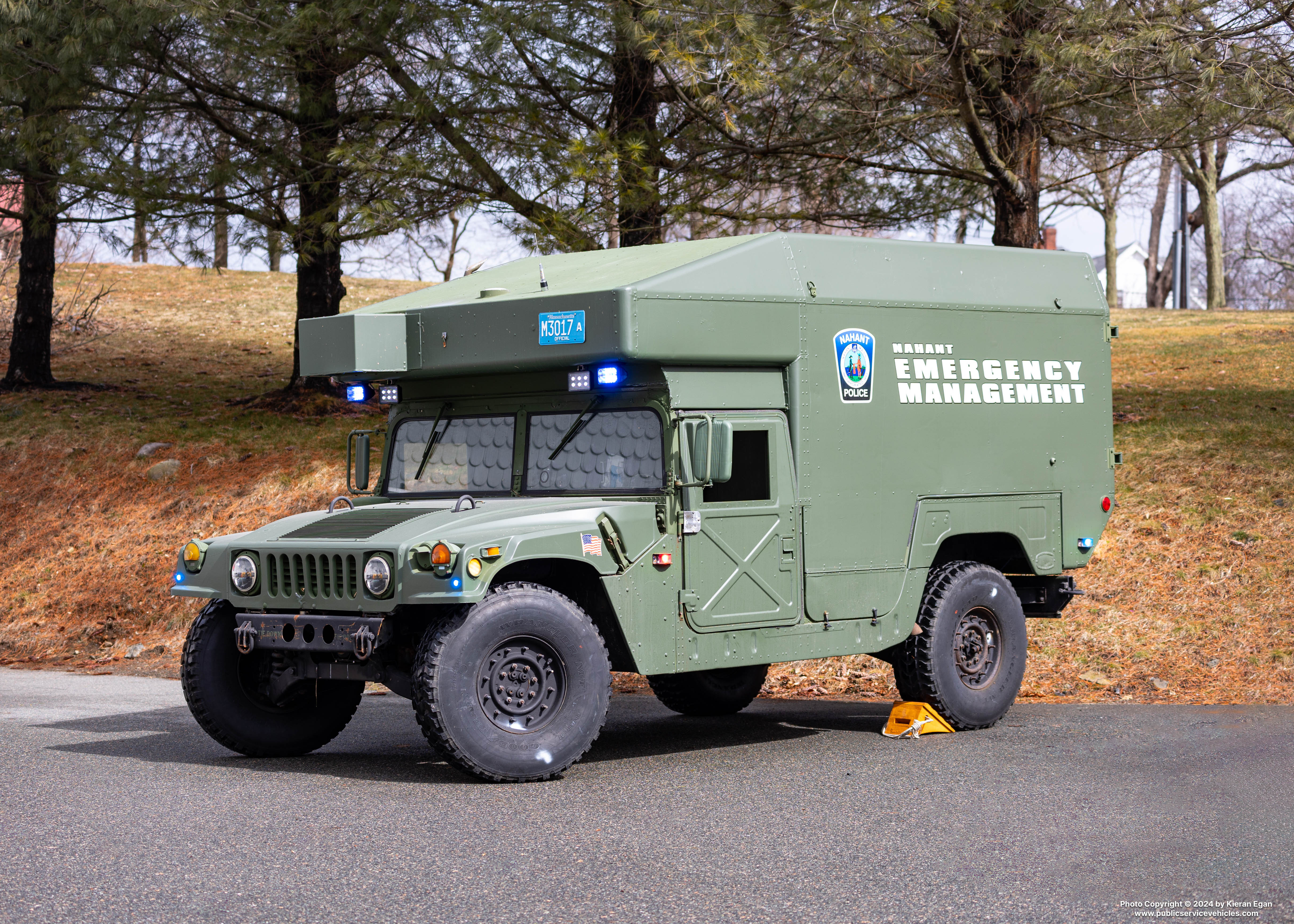 A photo  of Nahant Police
            Humvee, a 1985-1993 AM General Humvee             taken by Kieran Egan