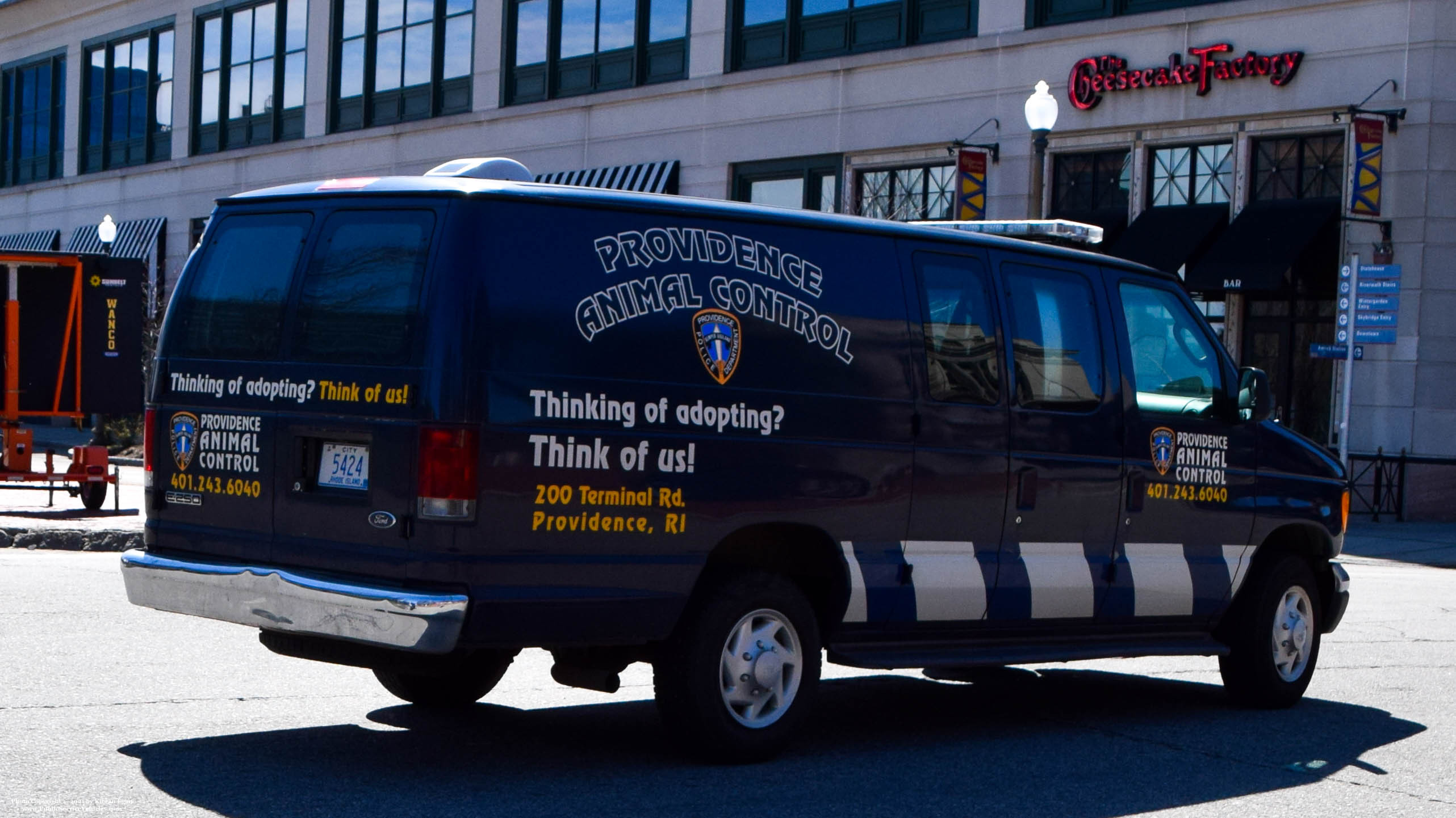 A photo  of Providence Animal Control
            Van 5424, a 1997-2007 Ford E-250             taken by Kieran Egan