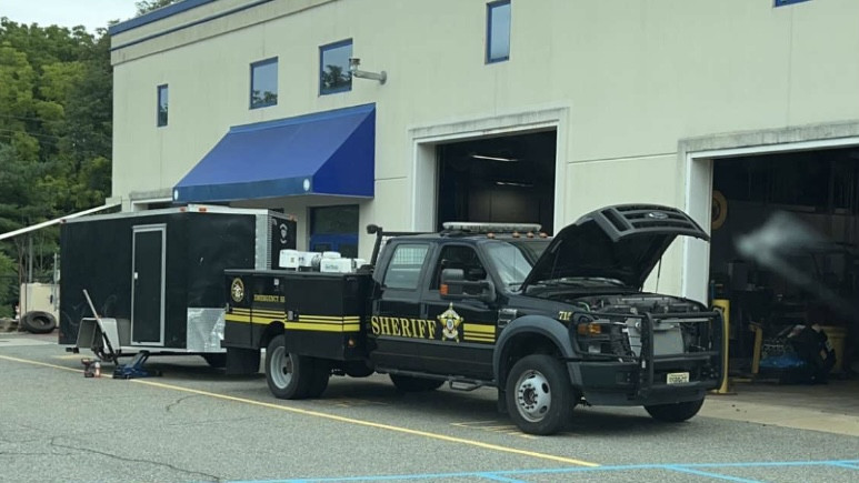 A photo  of Sussex County Sheriff
            Cruiser 715, a 2008-2010 Ford F-450 Crew Cab             taken by Erik Gooding