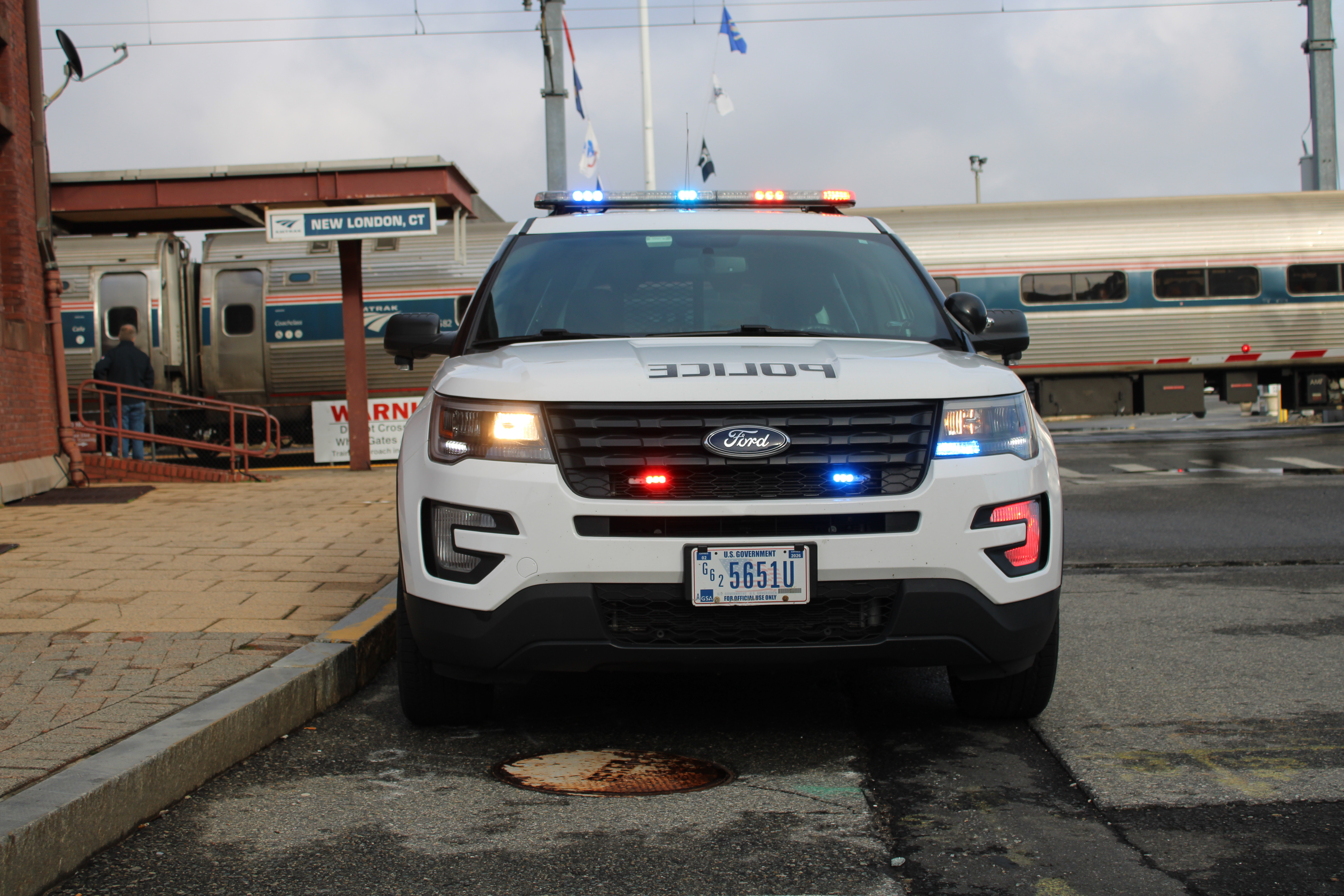 A photo  of Amtrak Police
            Cruiser 109, a 2016-2019 Ford Police Interceptor Utility             taken by @riemergencyvehicles