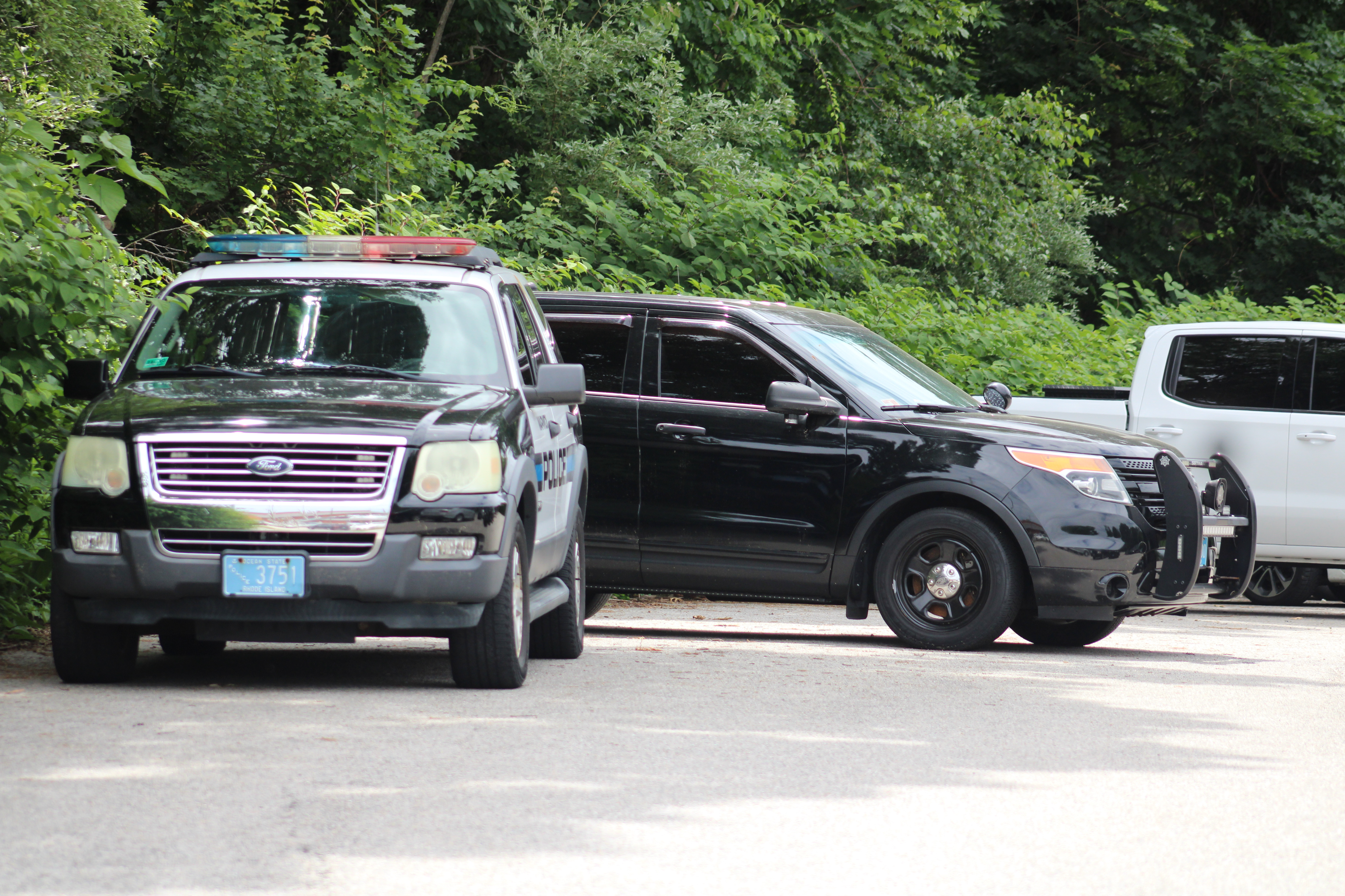 A photo  of Warwick Police
            Crime Scene Unit, a 2006-2010 Ford Explorer             taken by @riemergencyvehicles