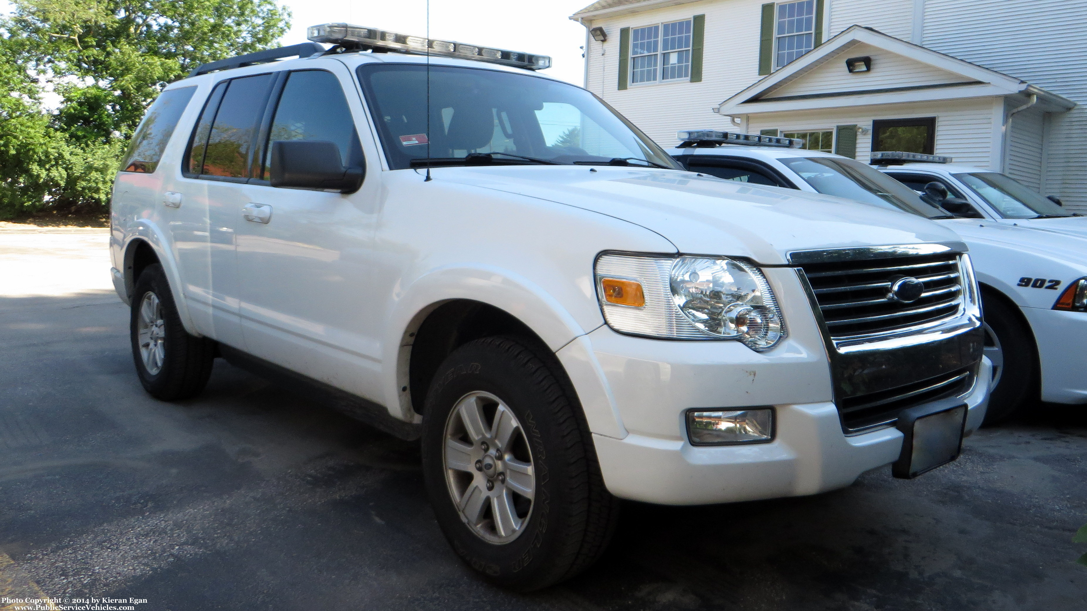 A photo  of Richmond Police
            Unmarked Unit, a 2006-2010 Ford Explorer             taken by Kieran Egan