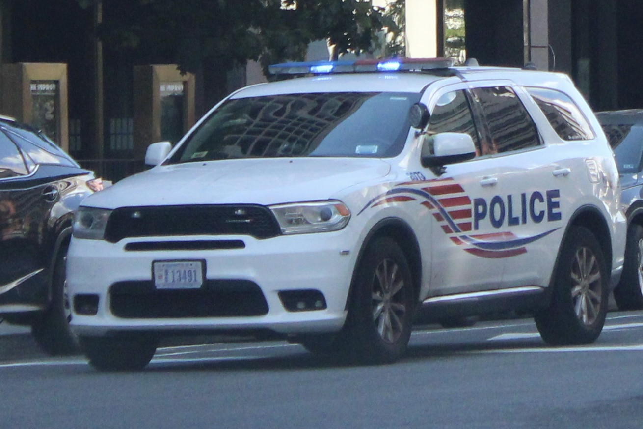 A photo  of Metropolitan Police Department of the District of Columbia
            Cruiser 2073, a 2020 Dodge Durango             taken by @riemergencyvehicles