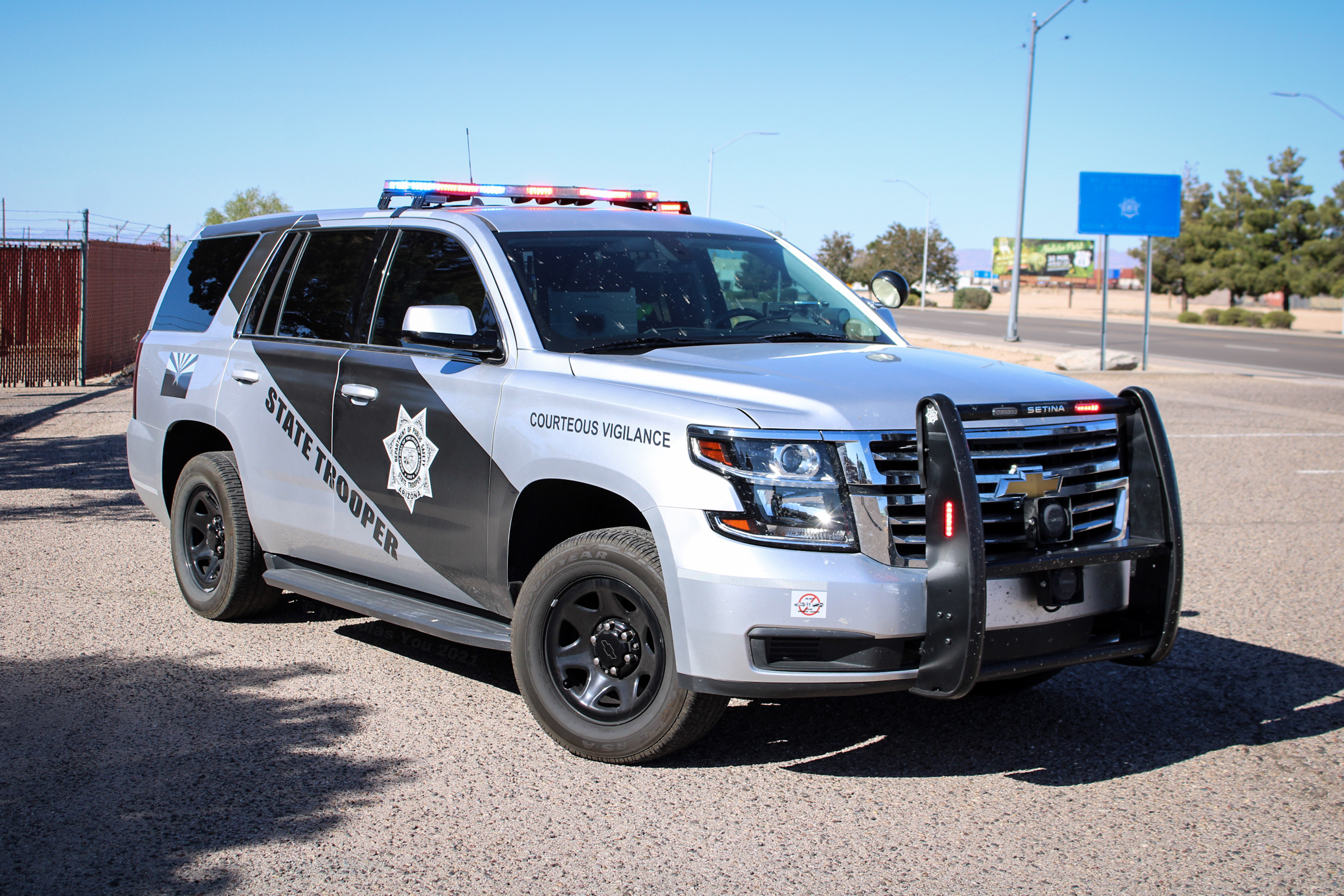 A photo  of Arizona Department of Public Safety
            Patrol Unit, a 2020 Chevrolet Tahoe             taken by Nicholas You