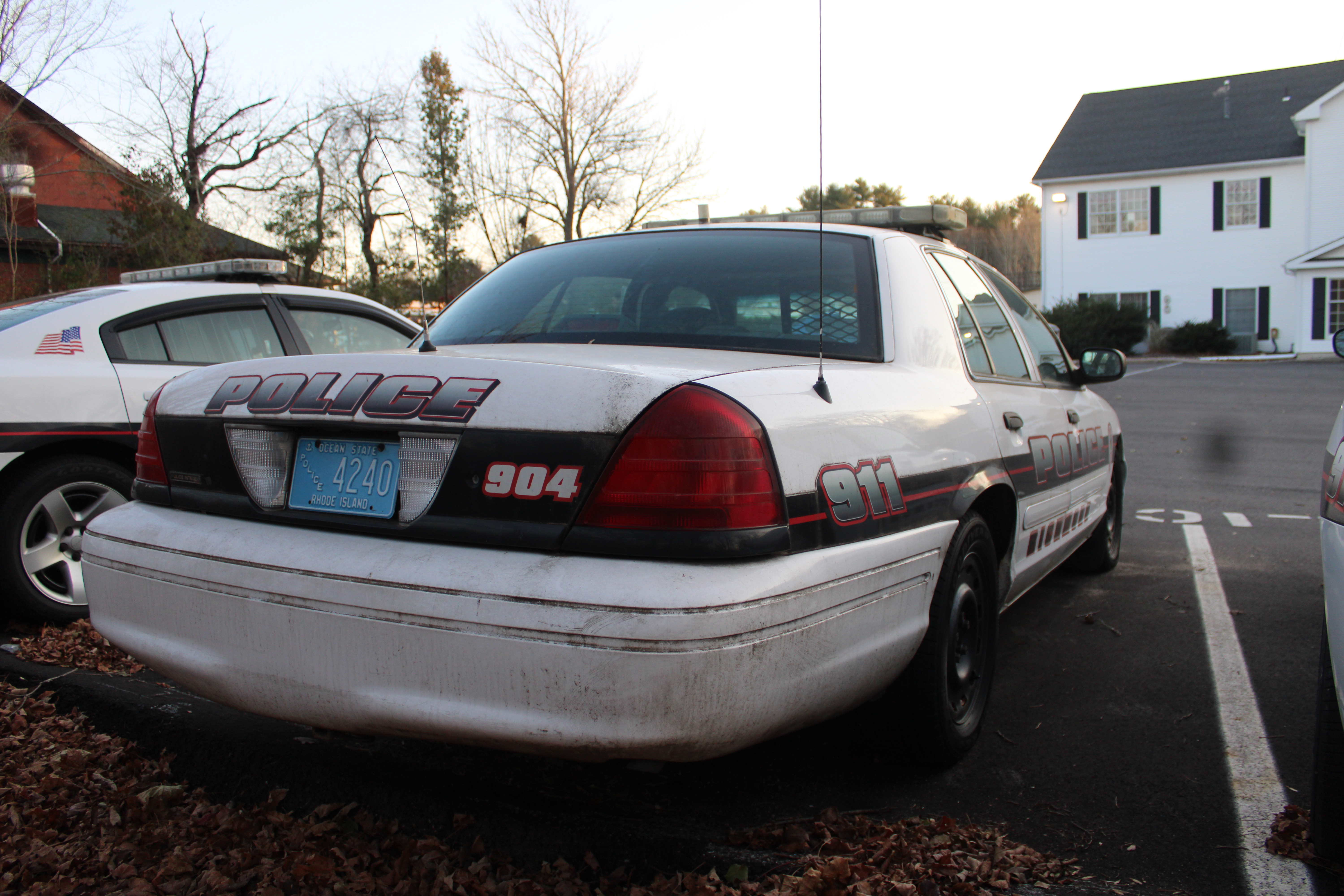 A photo  of Richmond Police
            Cruiser 904, a 2003-2005 Ford Crown Victoria Police Interceptor             taken by @riemergencyvehicles