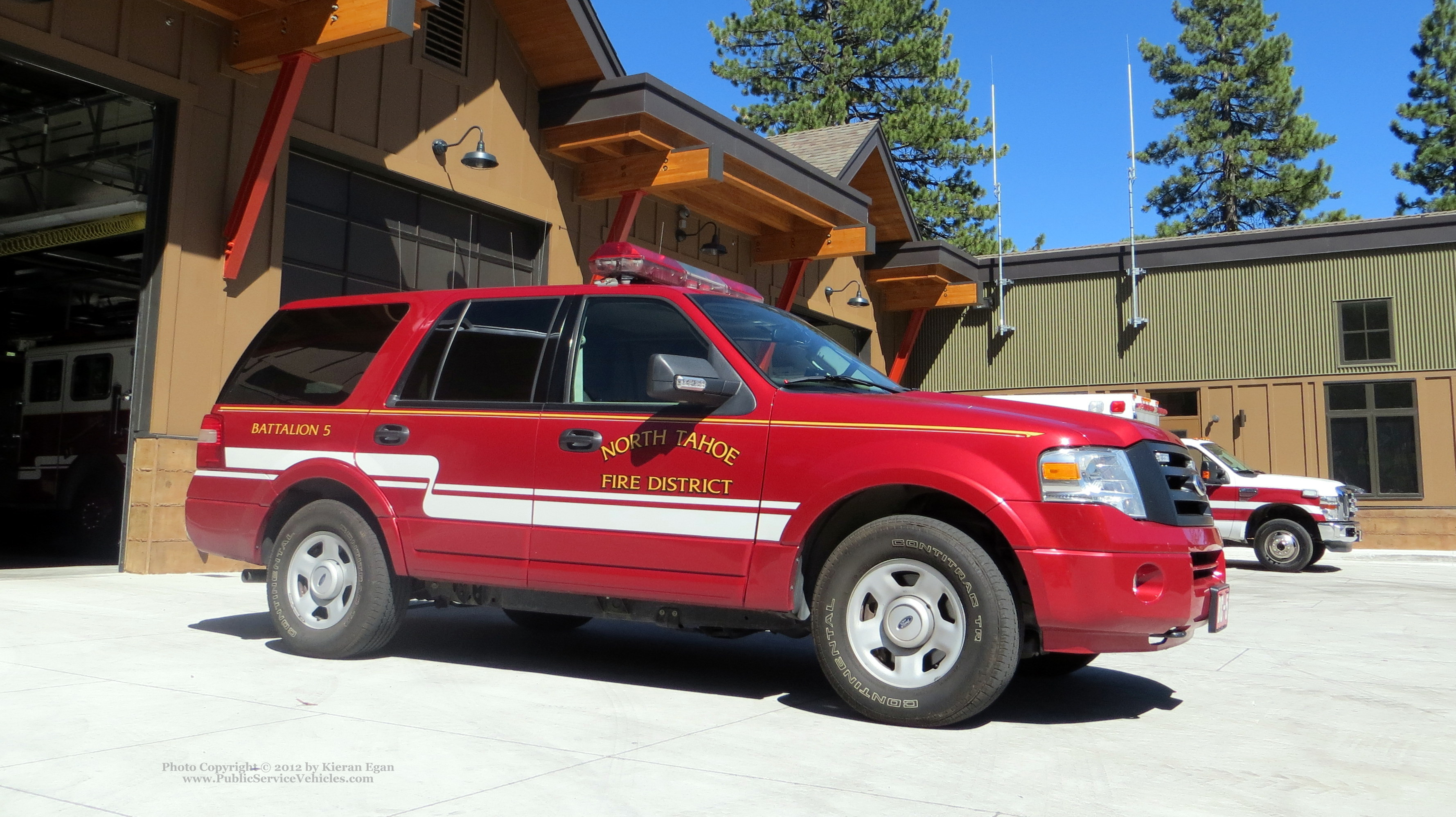 A photo  of North Tahoe Fire District
            Battalion 5, a 2008 Ford Expedition             taken by Kieran Egan