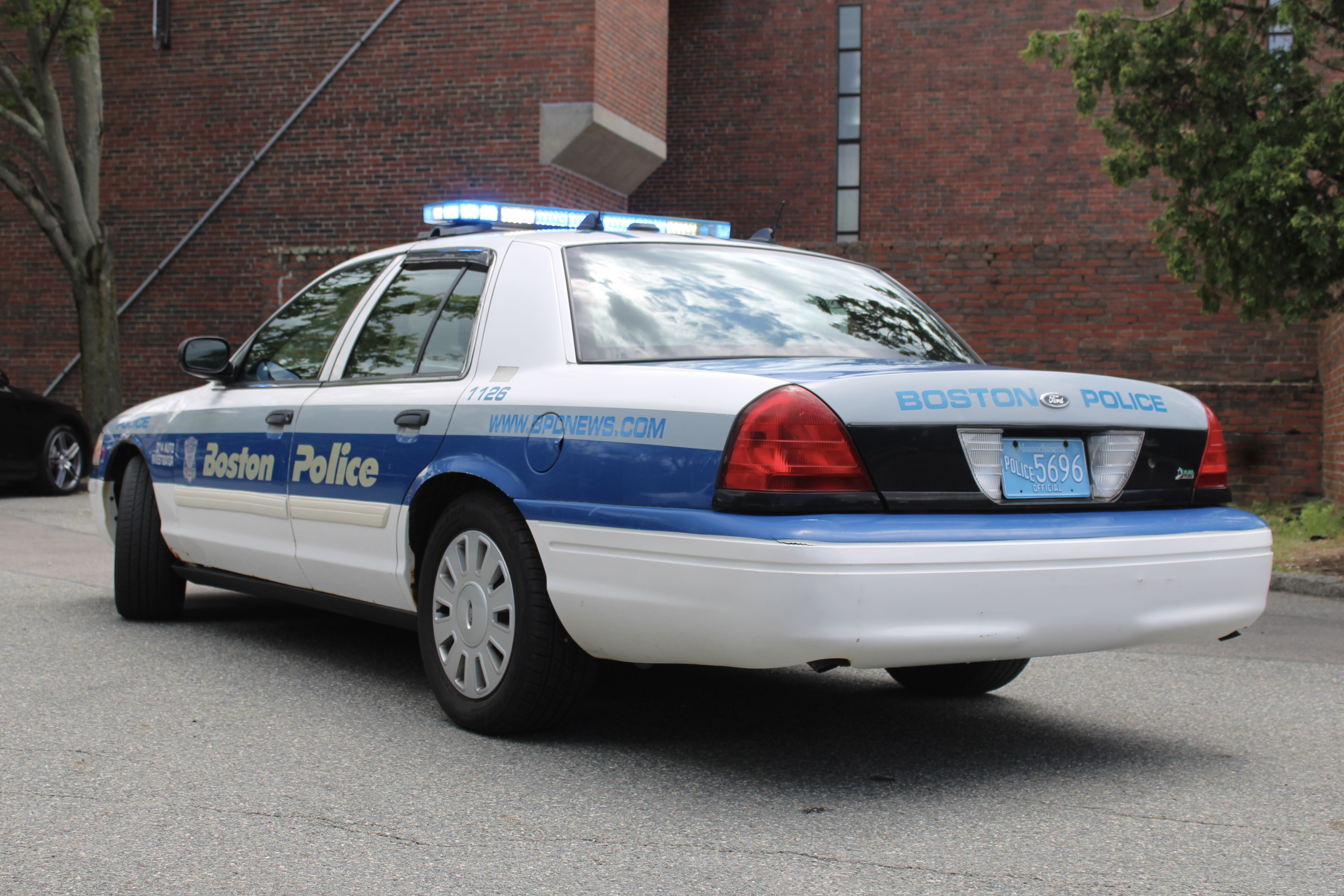 A photo  of Boston Police
            Cruiser 1126, a 2011 Ford Crown Victoria Police Interceptor             taken by @riemergencyvehicles