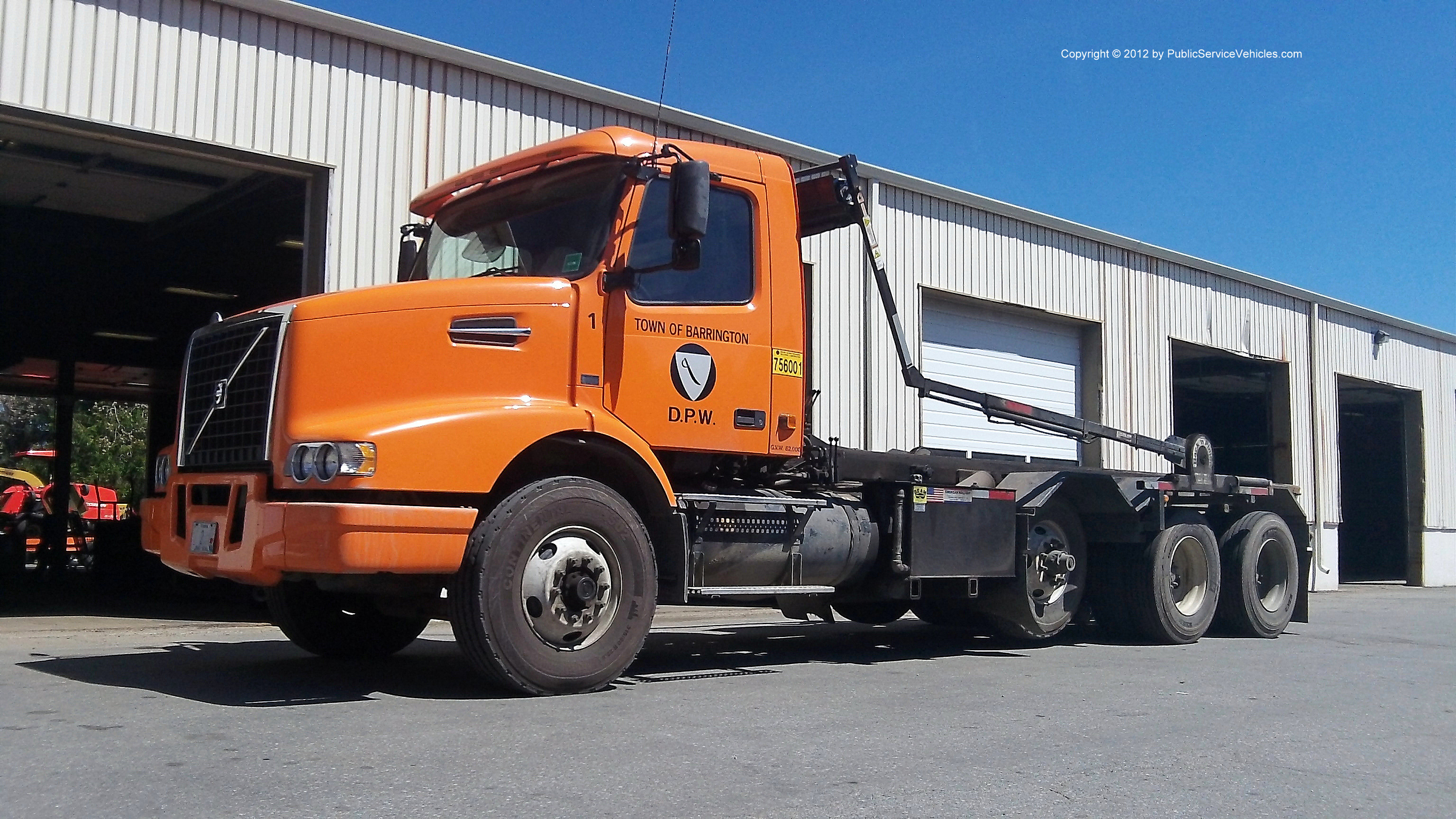 A photo  of Barrington Public Works
            Truck 1, a 2006 Volvo Roll-Off             taken by Kieran Egan