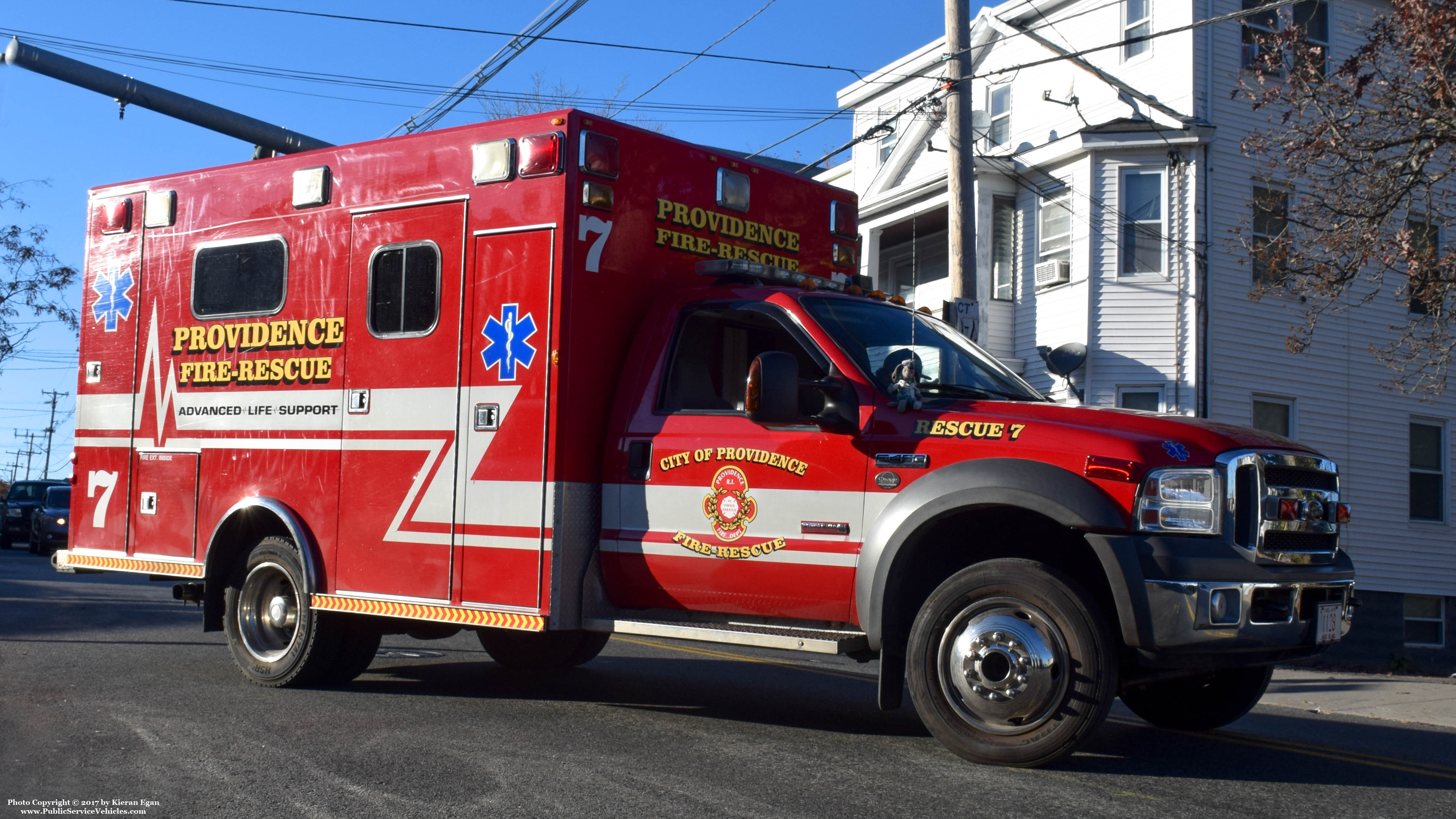 Photo of Rescue 7 - PublicServiceVehicles.com