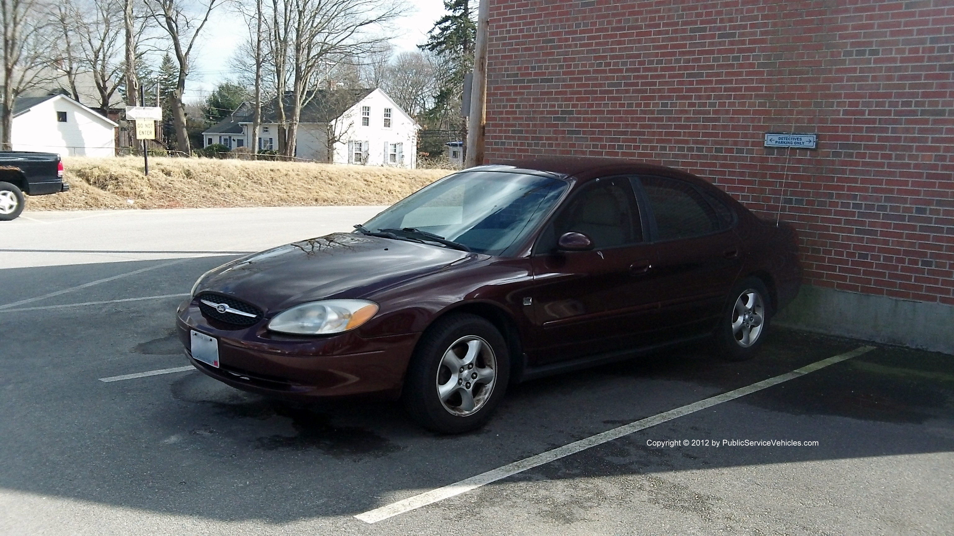 A photo  of Coventry Police
            Cruiser 85, a 2001 Ford Taurus             taken by Kieran Egan