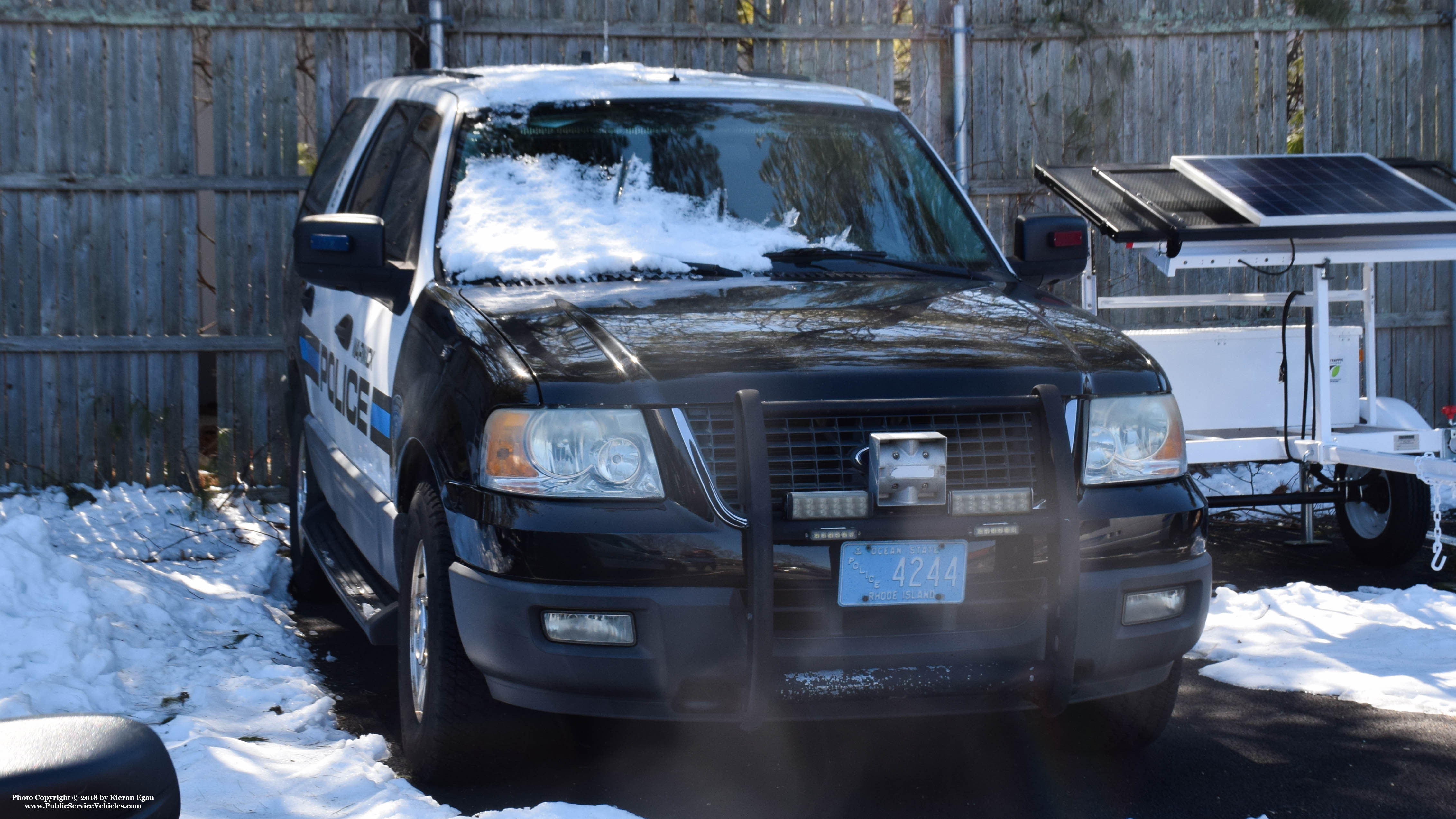 A photo  of Warwick Police
            Car 62, a 2003-2005 Ford Expedition             taken by Kieran Egan