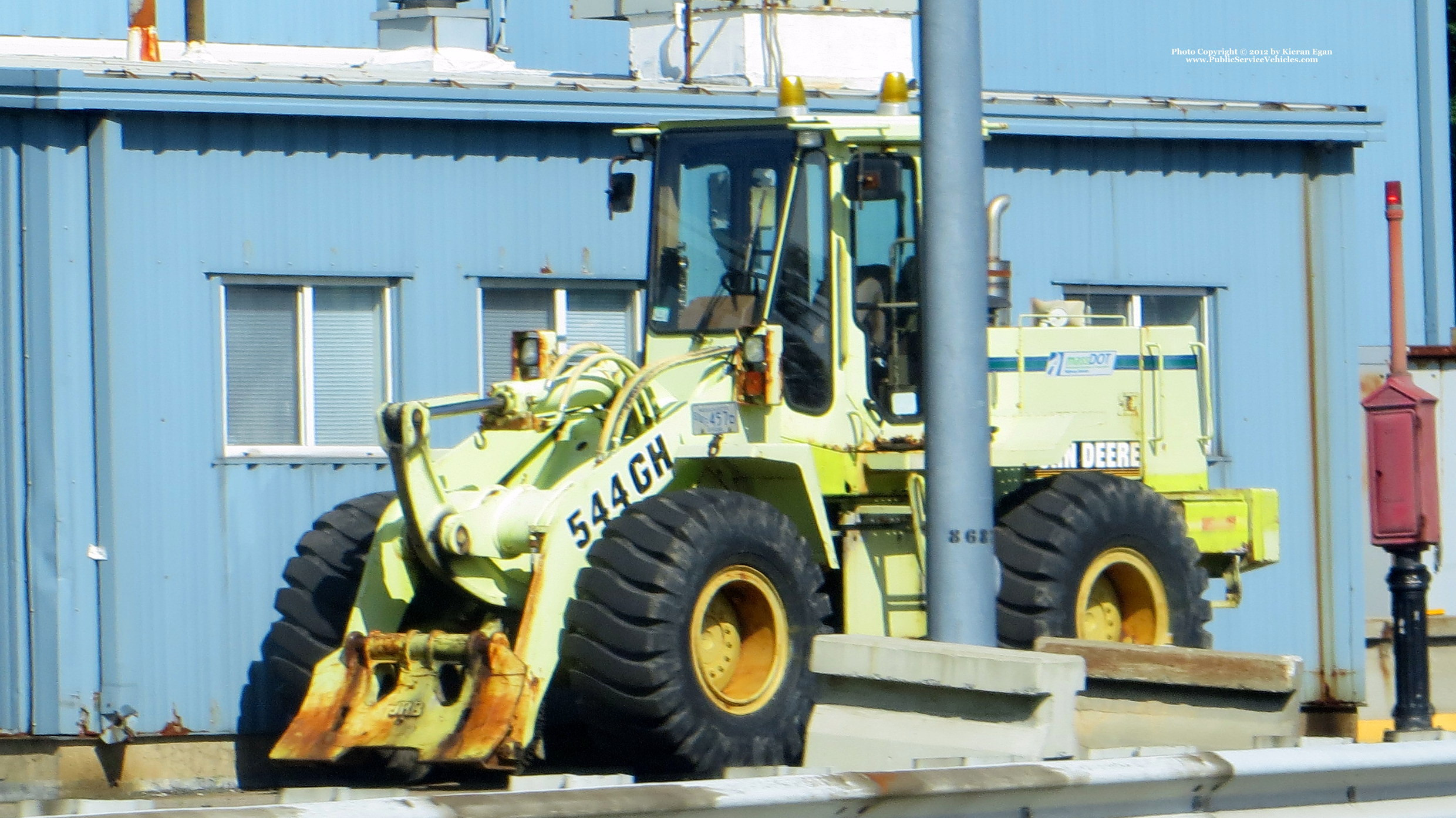 A photo  of Massachusetts Department of Transportation
            Loader 457D, a 1994 John Deere 544GH             taken by Kieran Egan