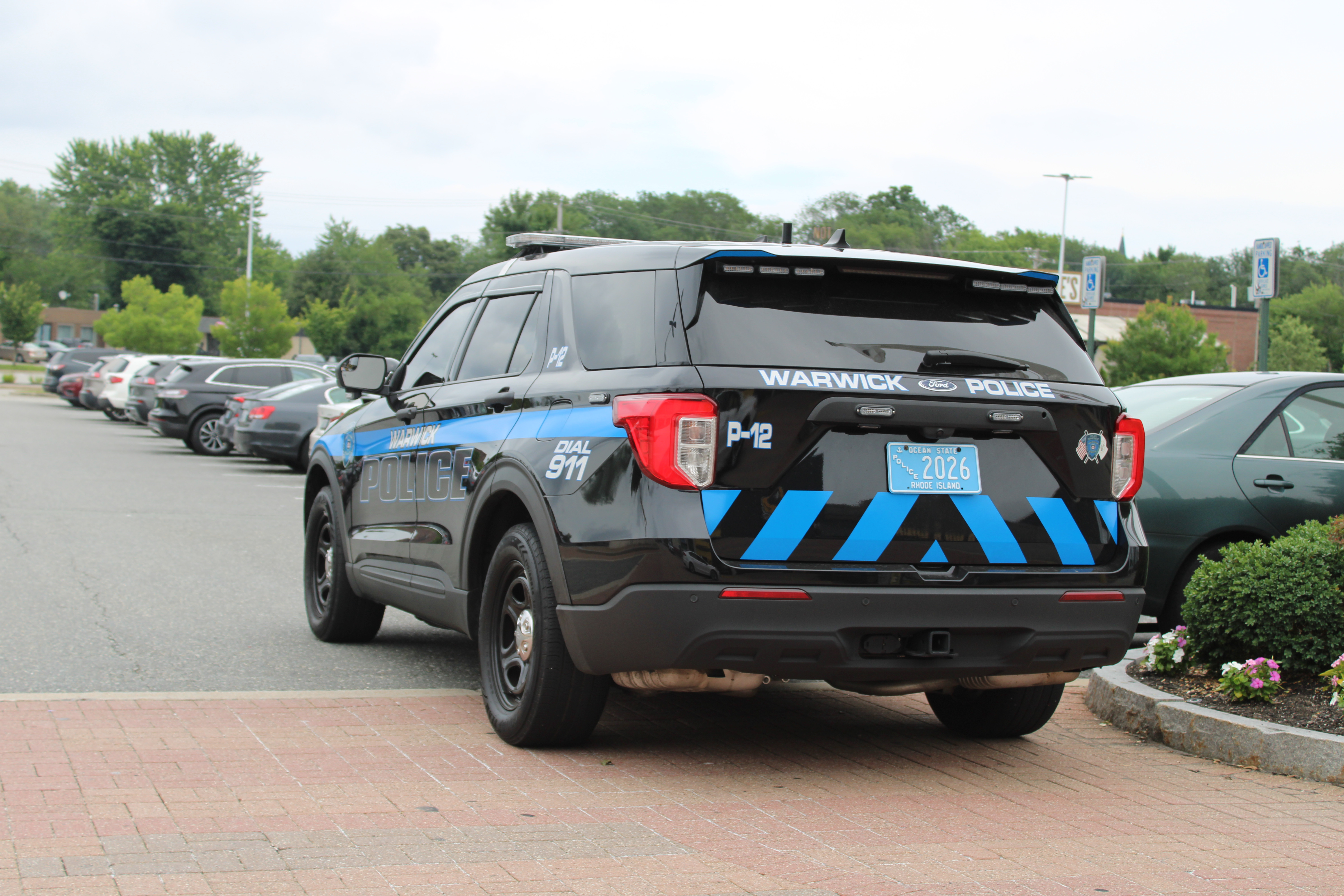 A photo  of Warwick Police
            Cruiser P-12, a 2022 Ford Police Interceptor Utility             taken by @riemergencyvehicles