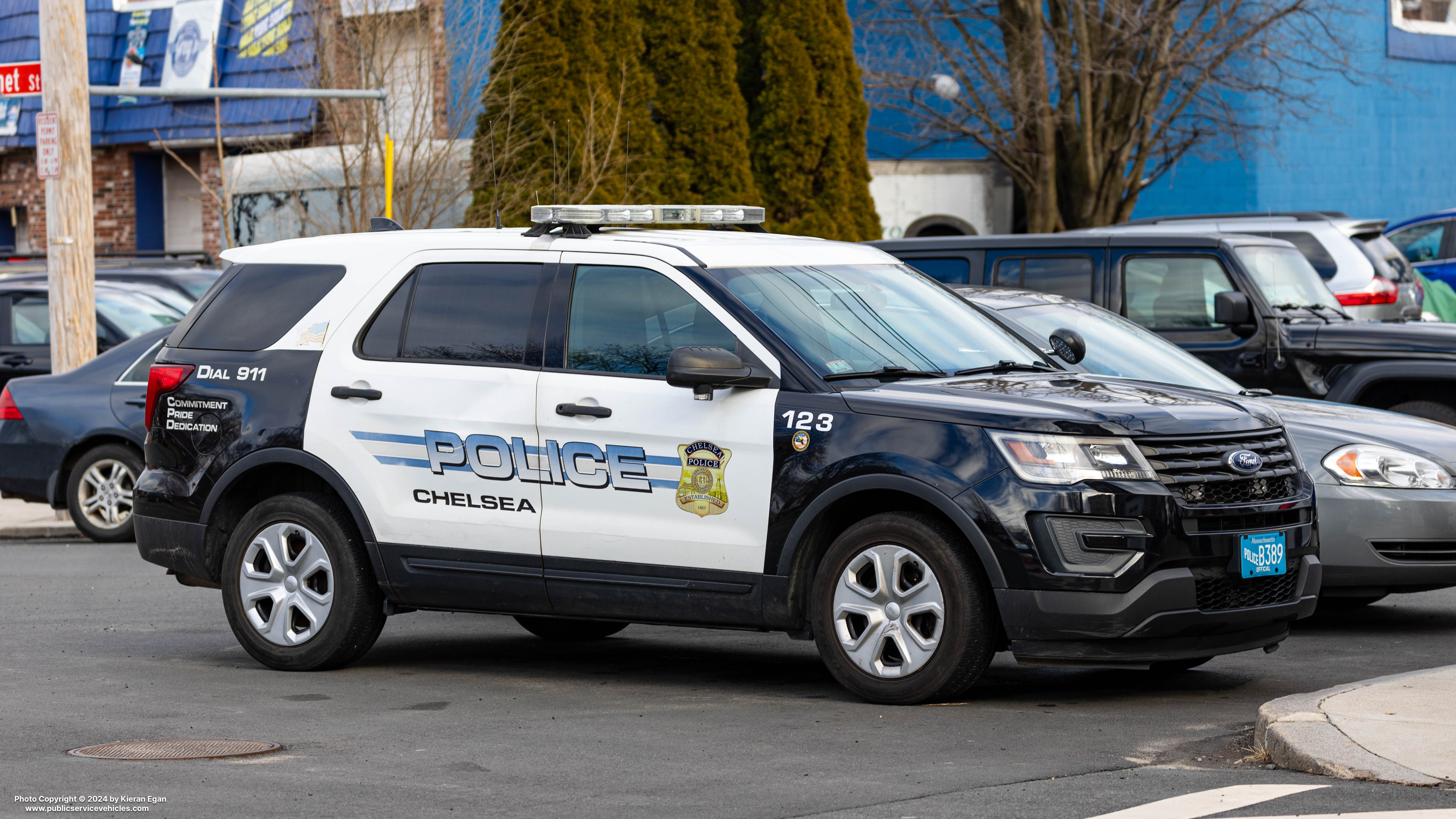 Photo of Cruiser 123 - PublicServiceVehicles.com