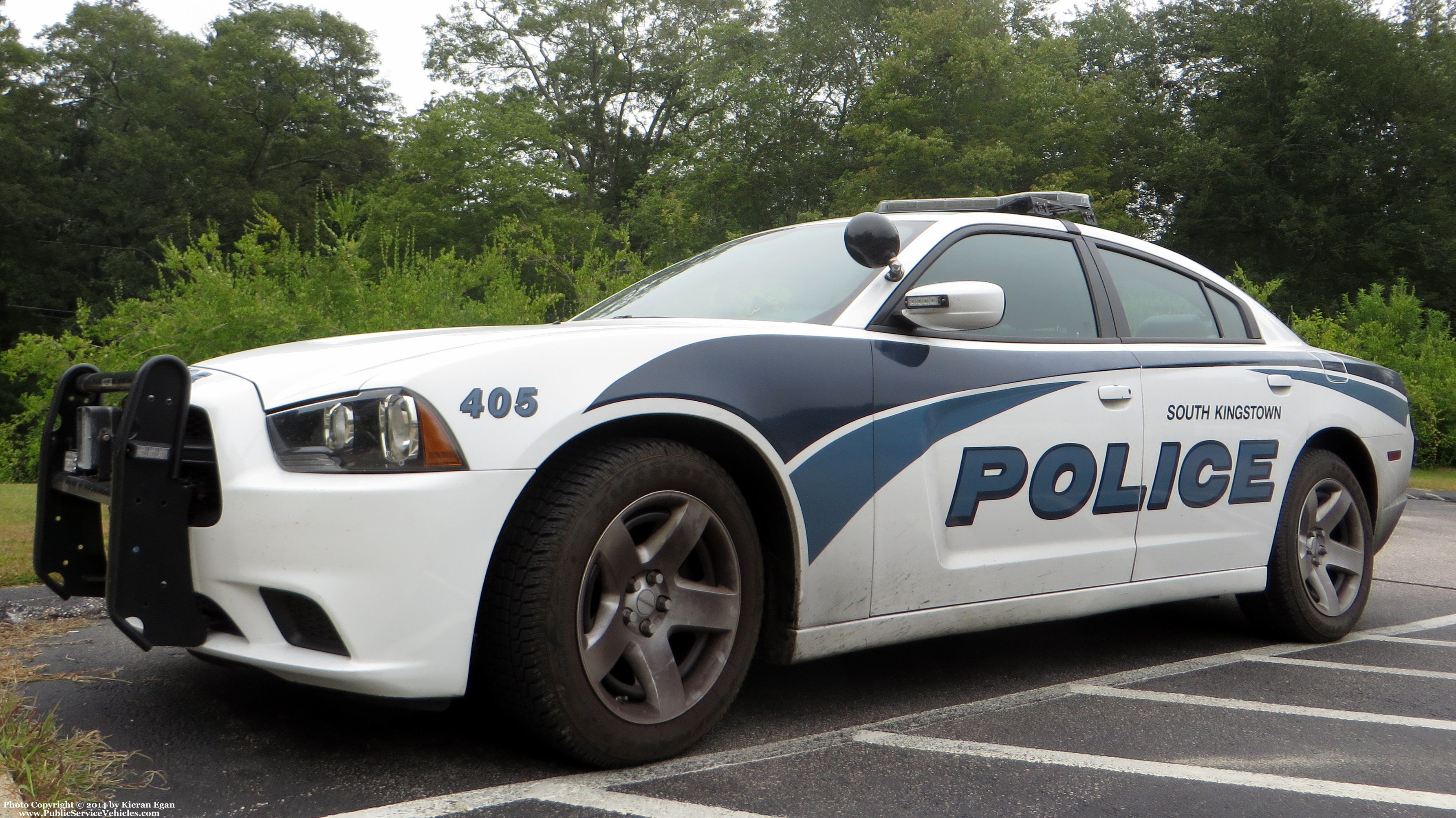 Photo of Cruiser 405 - PublicServiceVehicles.com