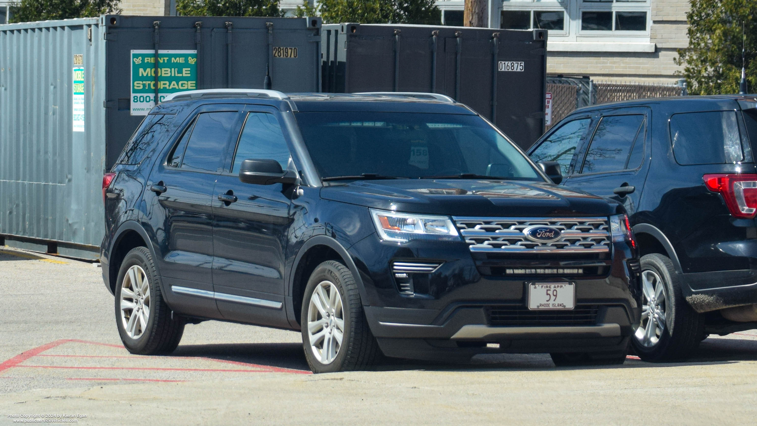 Photo of Unmarked Unit - PublicServiceVehicles.com