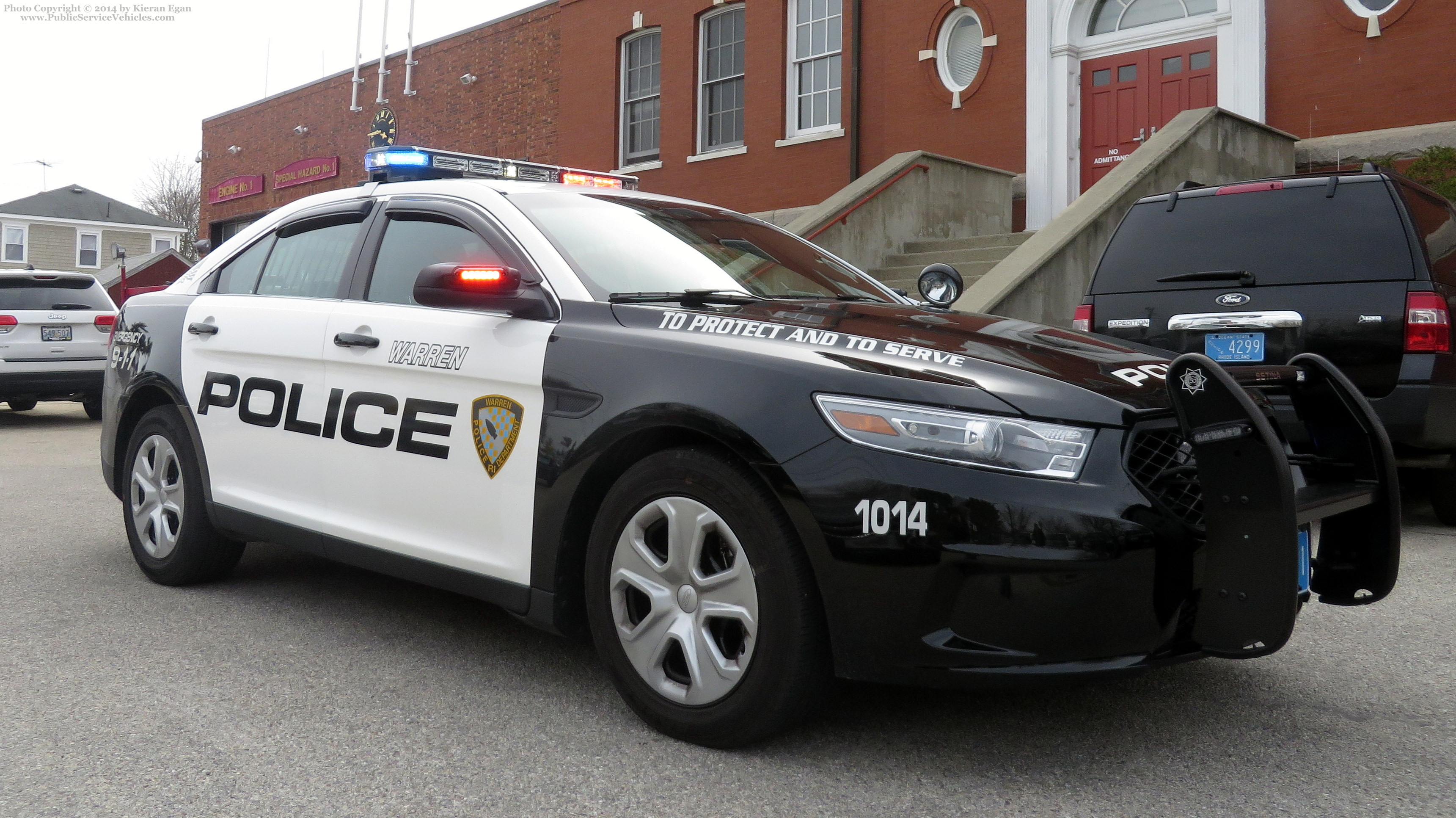 A photo  of Warren Police
            Cruiser 1014, a 2014 Ford Police Interceptor Sedan             taken by Kieran Egan