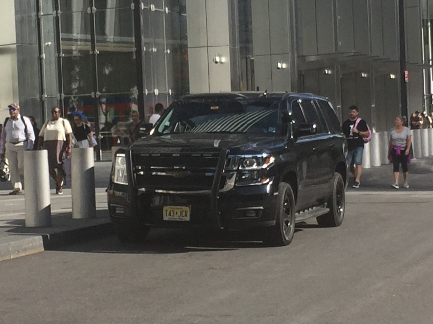 A photo  of Port Authority of New York and New Jersey Police
            Cruiser 52222, a 2015-2019 Chevrolet Tahoe             taken by @riemergencyvehicles