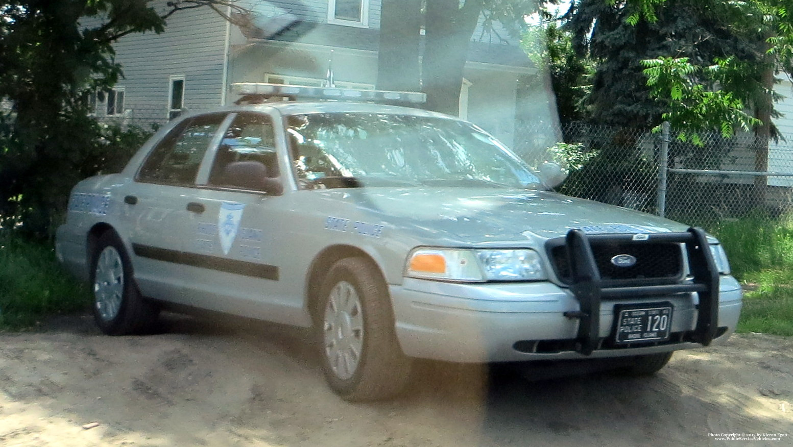 A photo  of Rhode Island State Police
            Cruiser 120, a 2006-2008 Ford Crown Victoria Police Interceptor             taken by Kieran Egan