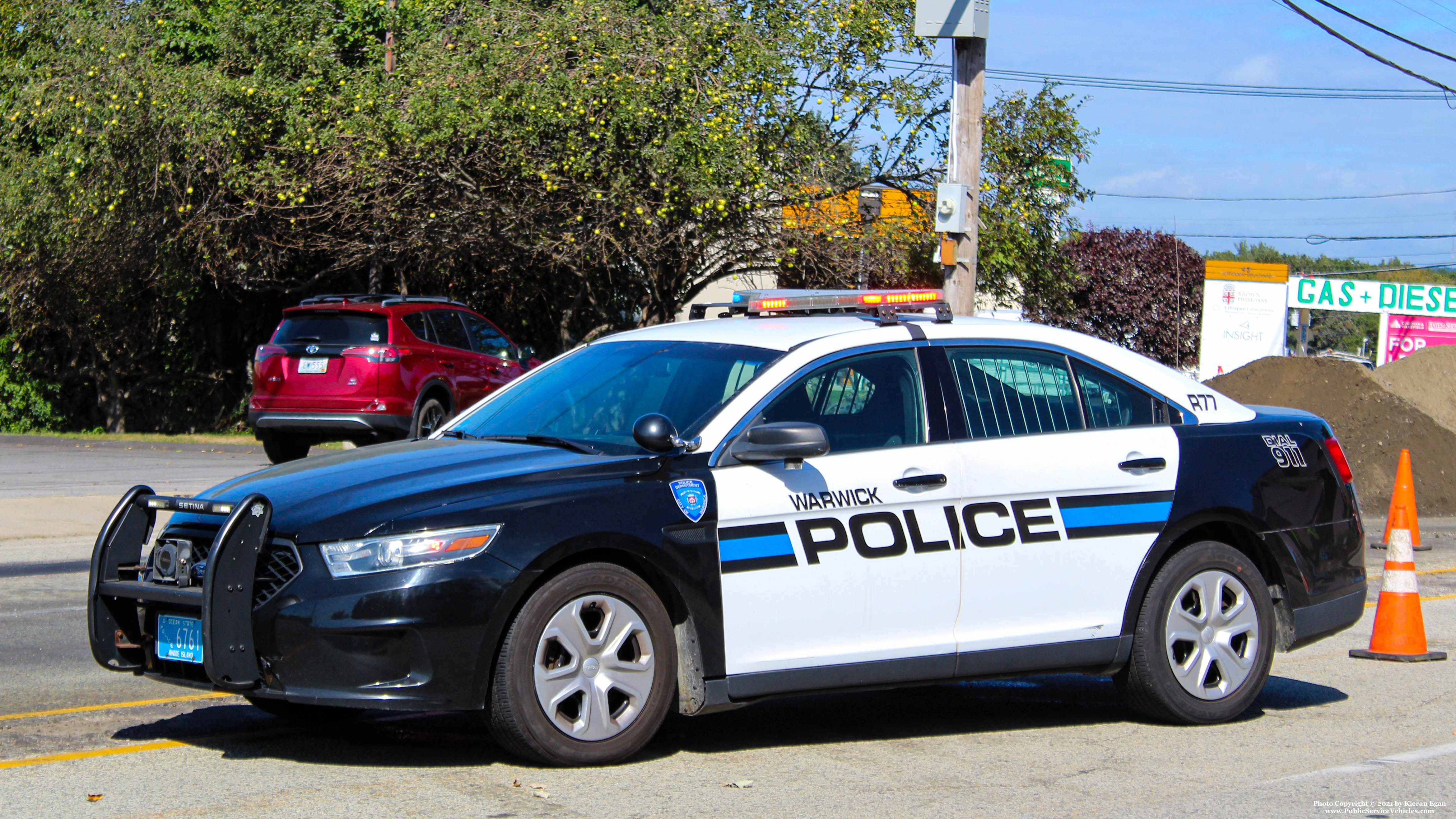 A photo  of Warwick Police
            Cruiser R-77, a 2015 Ford Police Interceptor Sedan             taken by Kieran Egan