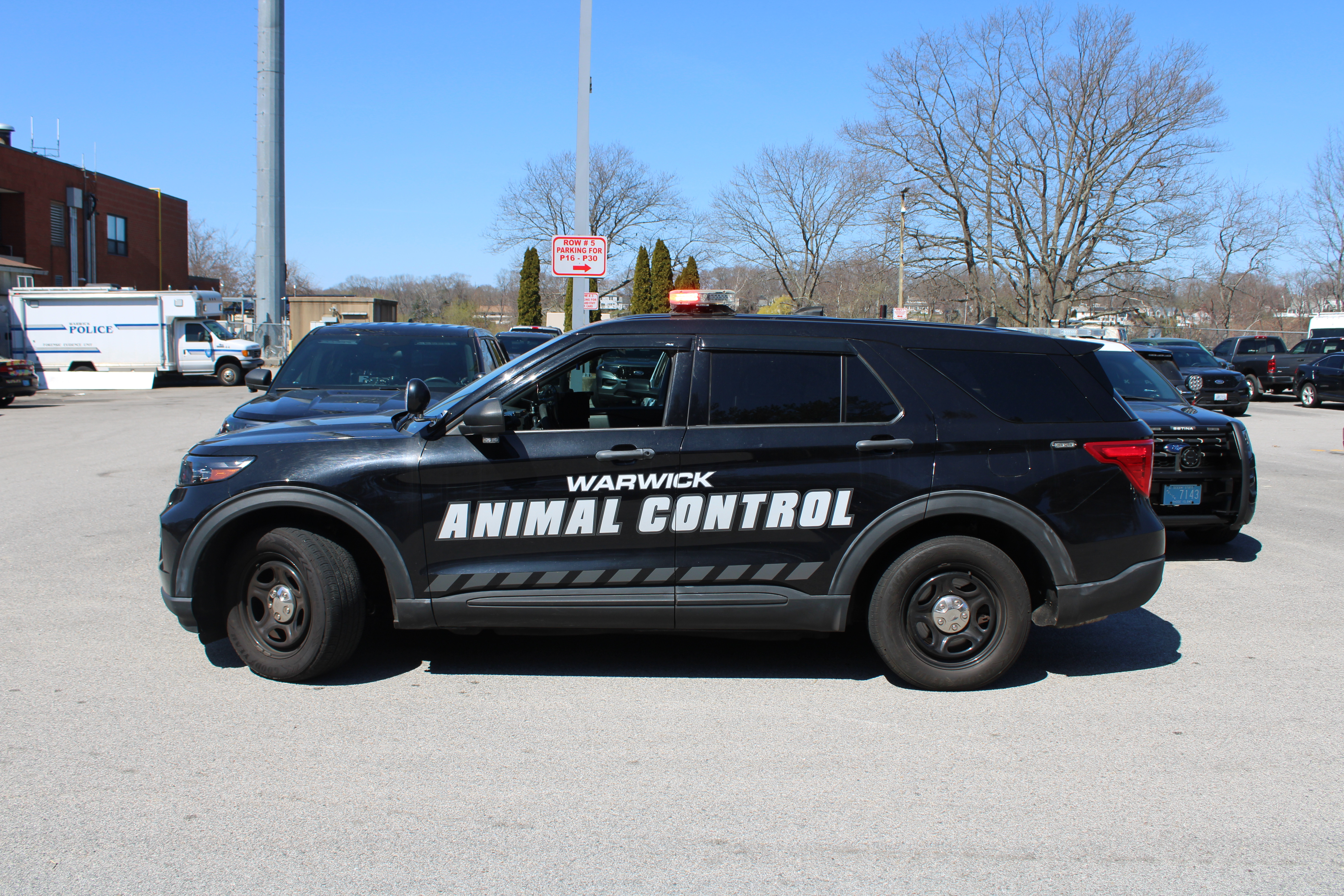 A photo  of Warwick Police
            Animal Control Unit, a 2021 Ford Police Interceptor Utility             taken by @riemergencyvehicles