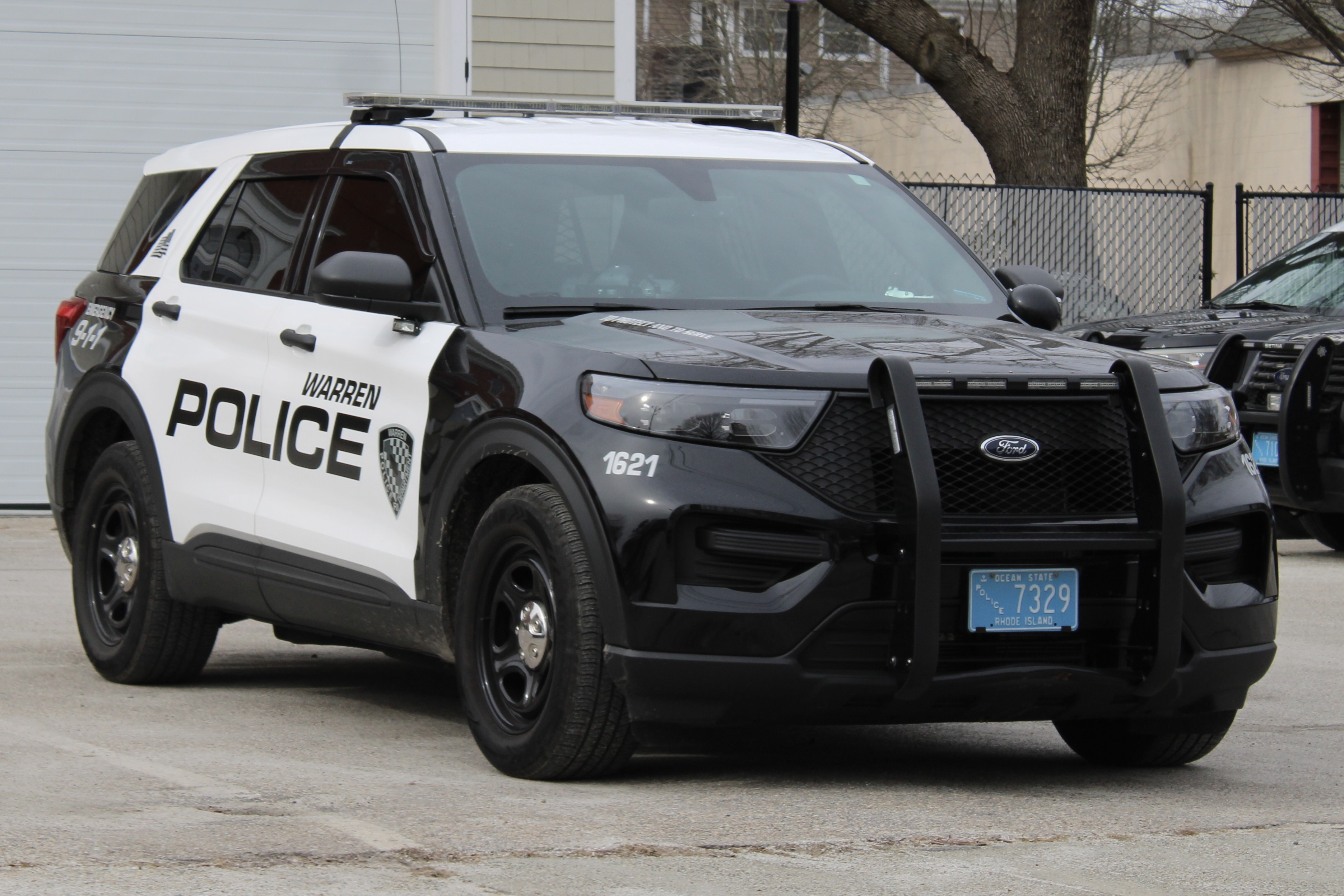 Photo of Cruiser 1621 - PublicServiceVehicles.com