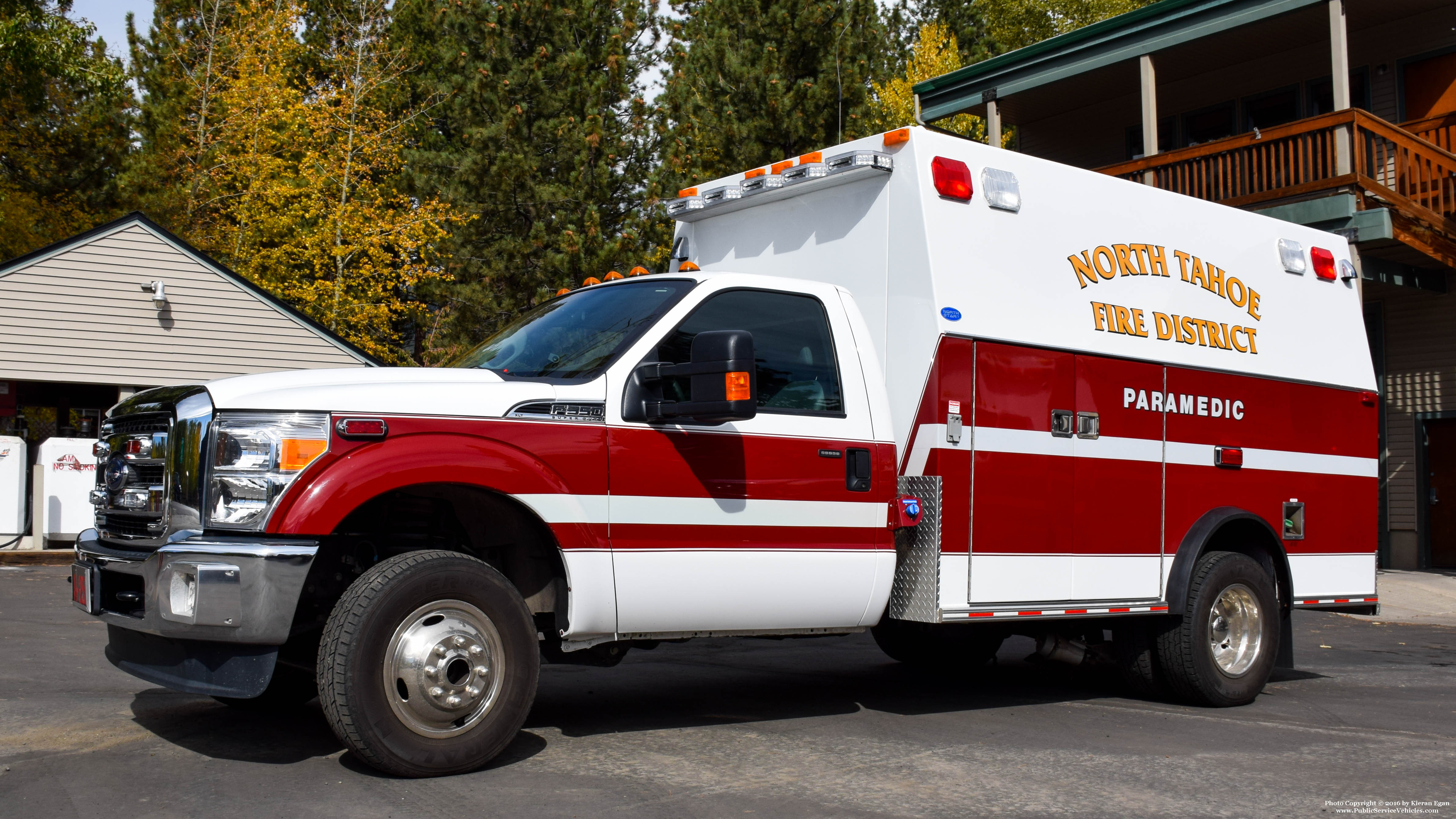 A photo  of North Tahoe Fire District
            Ambulance 252, a 2015 Ford F-350 XLT             taken by Kieran Egan