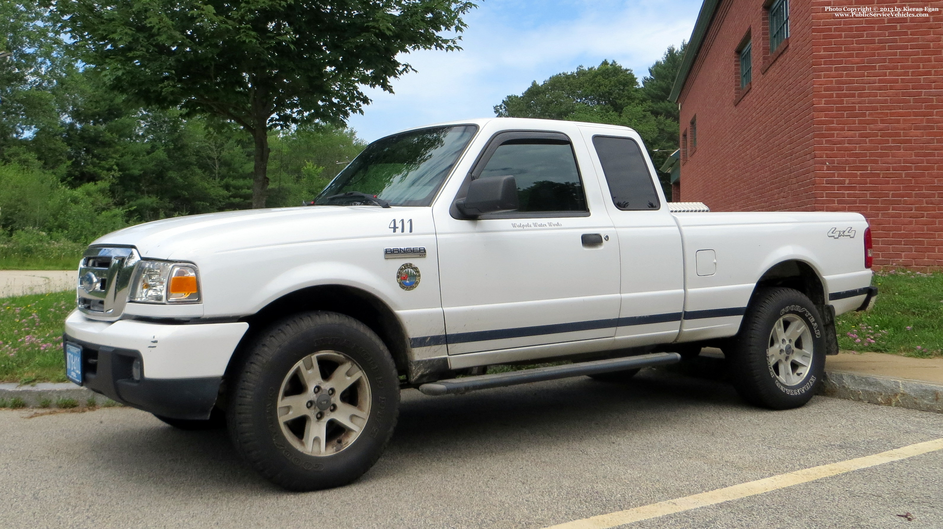 A photo  of Walpole Water Department
            Truck 411, a 2006 Ford Ranger Super Cab             taken by Kieran Egan