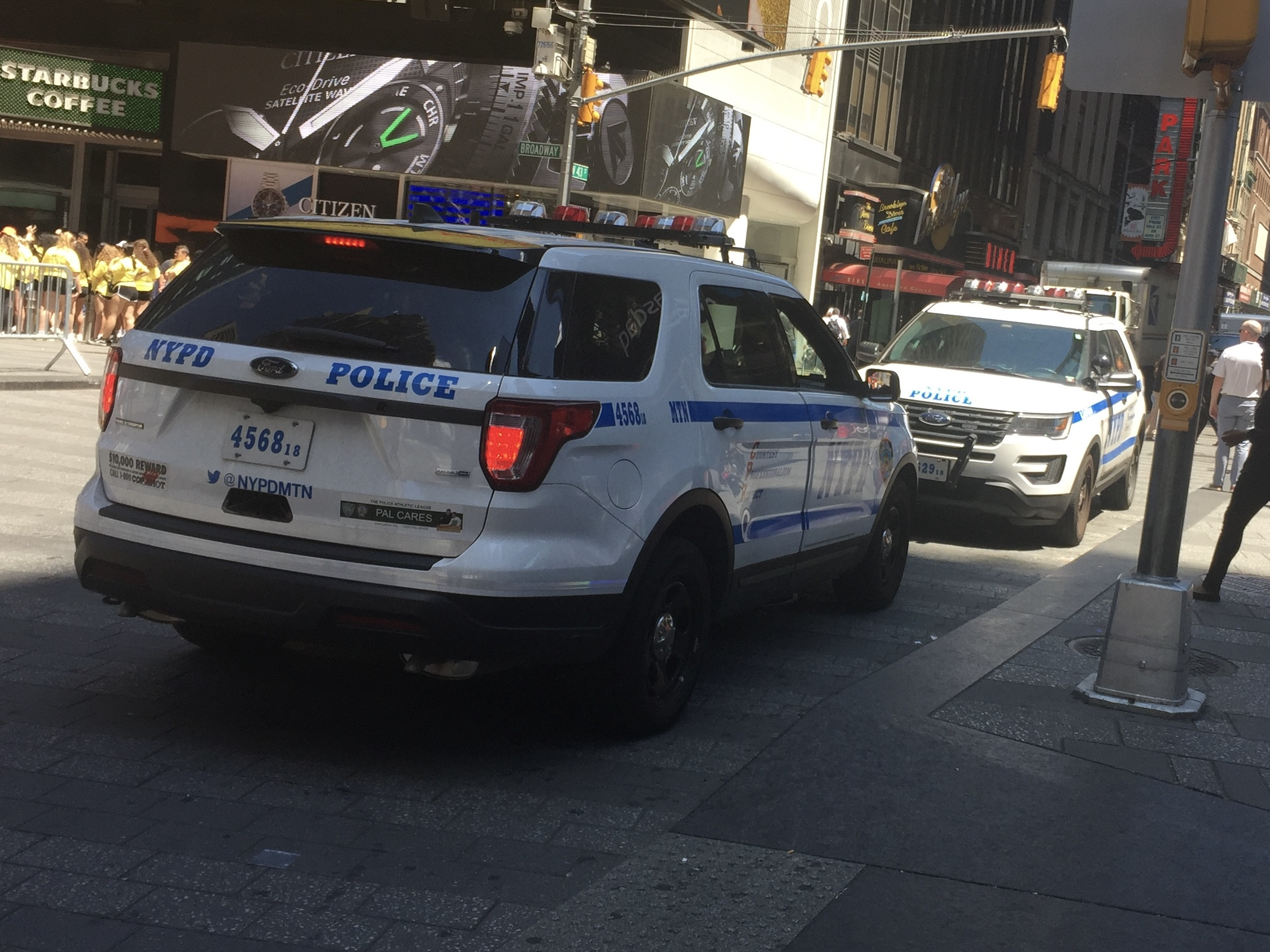 A photo  of New York Police Department
            Cruiser 4568 18, a 2018 Ford Police Interceptor Utility             taken by @riemergencyvehicles