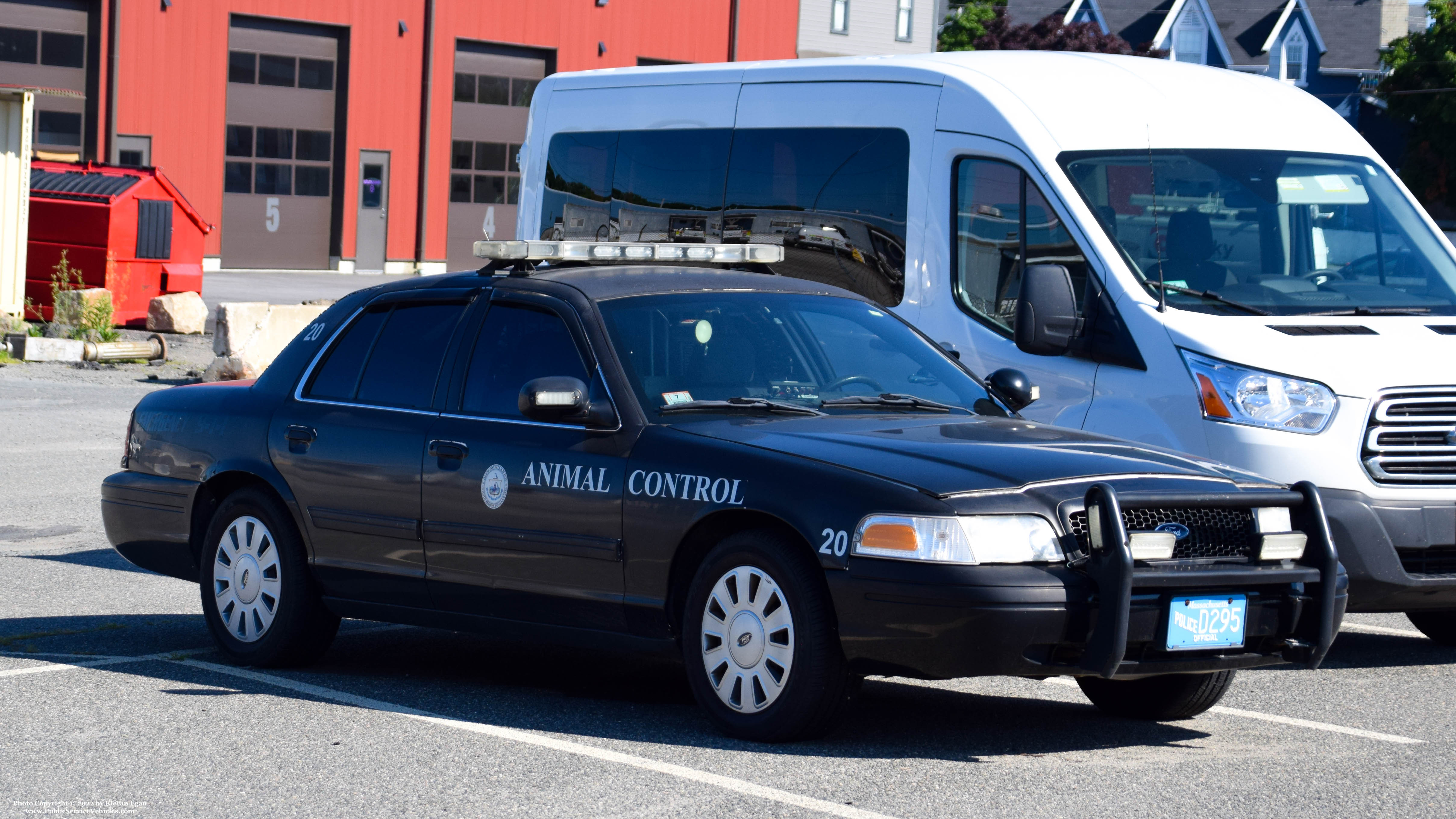 A photo  of Salem Police
            Cruiser 20, a 2010 Ford Crown Victoria Police Interceptor             taken by Kieran Egan