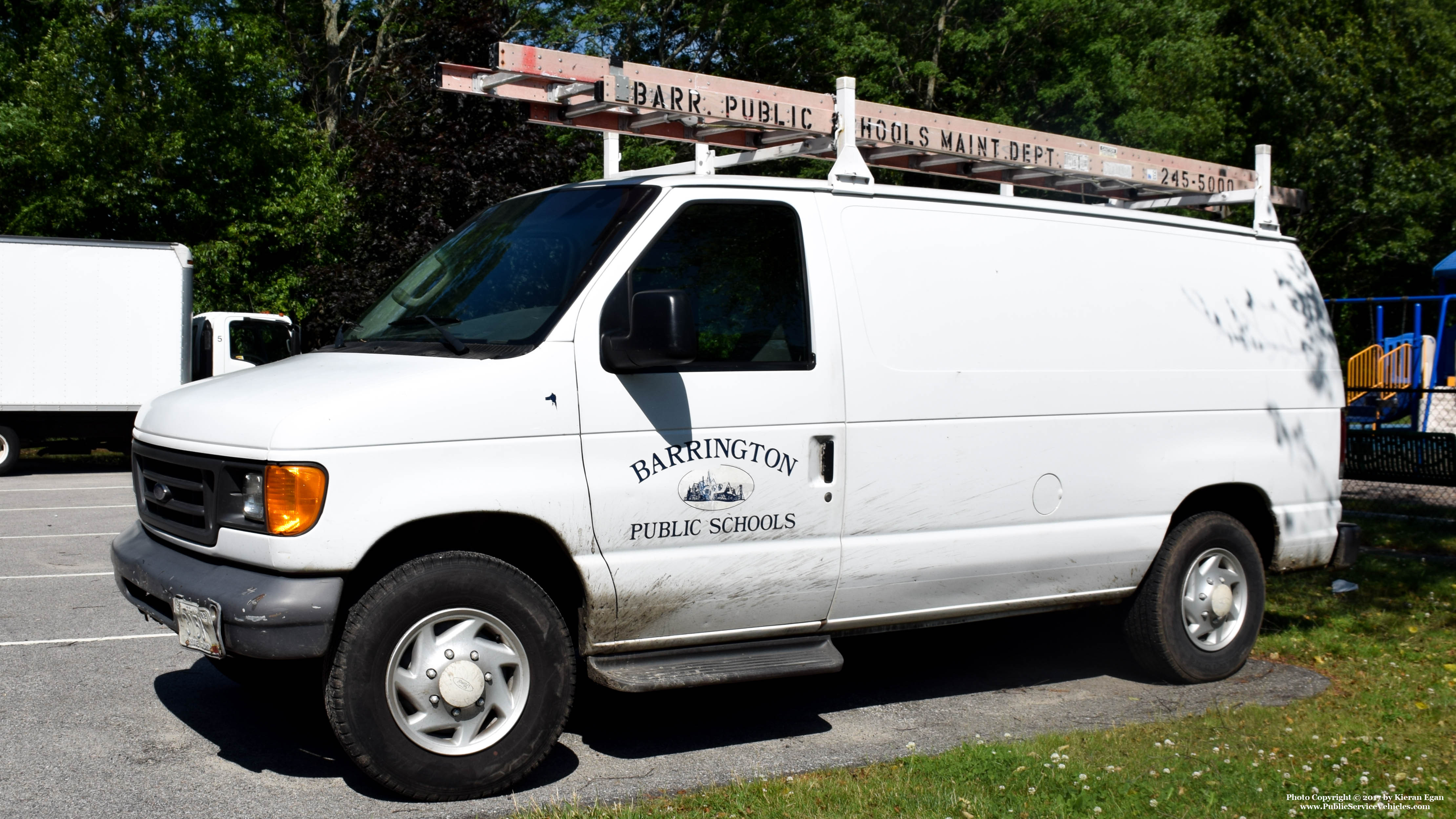 A photo  of Barrington Public Schools
            Van 1, a 2000-2006 Ford E-Series             taken by Kieran Egan