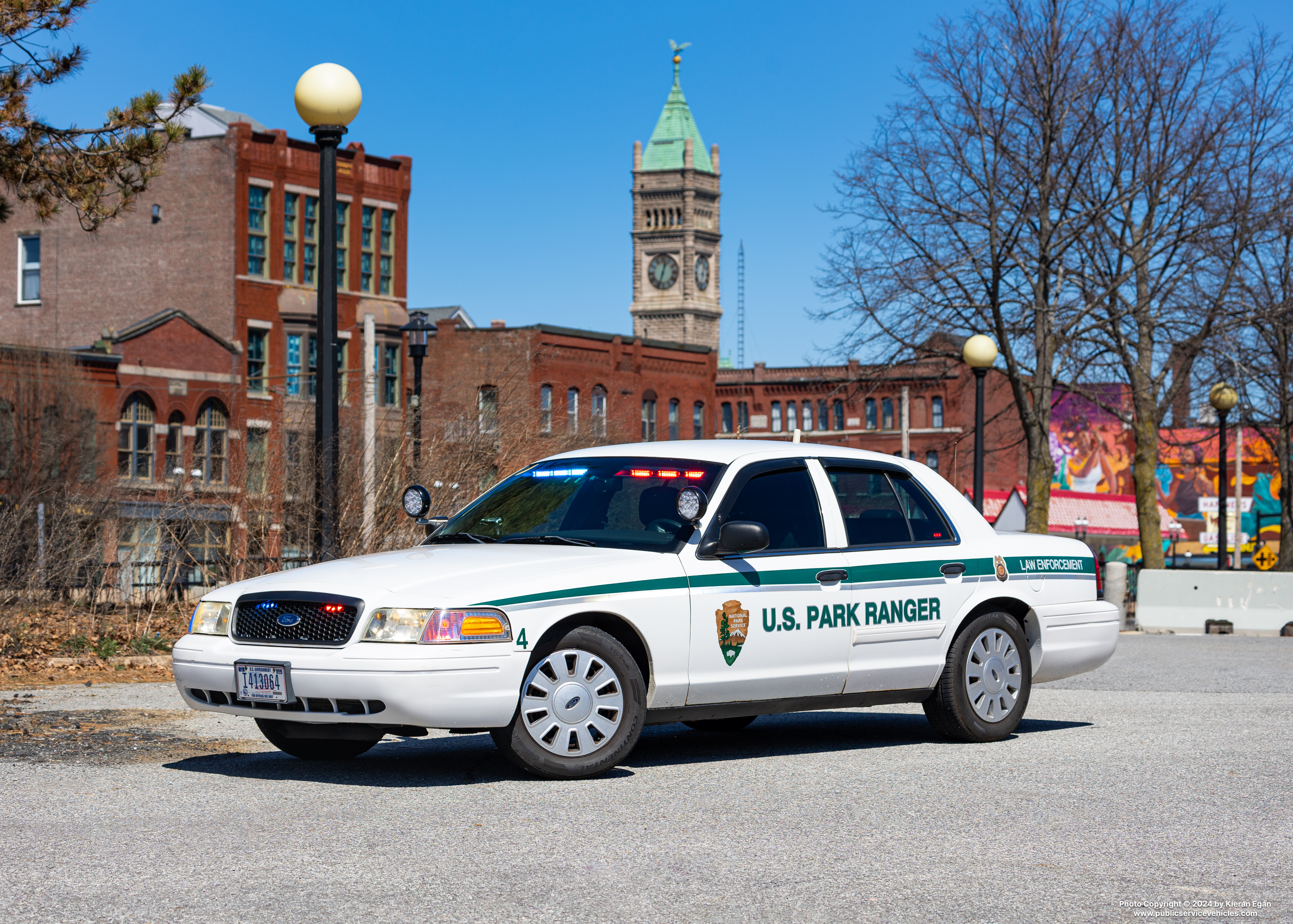 A photo  of United States National Park Service Law Enforcement Rangers
            Cruiser I413064, a 2010 Ford Crown Victoria Police Interceptor             taken by Kieran Egan