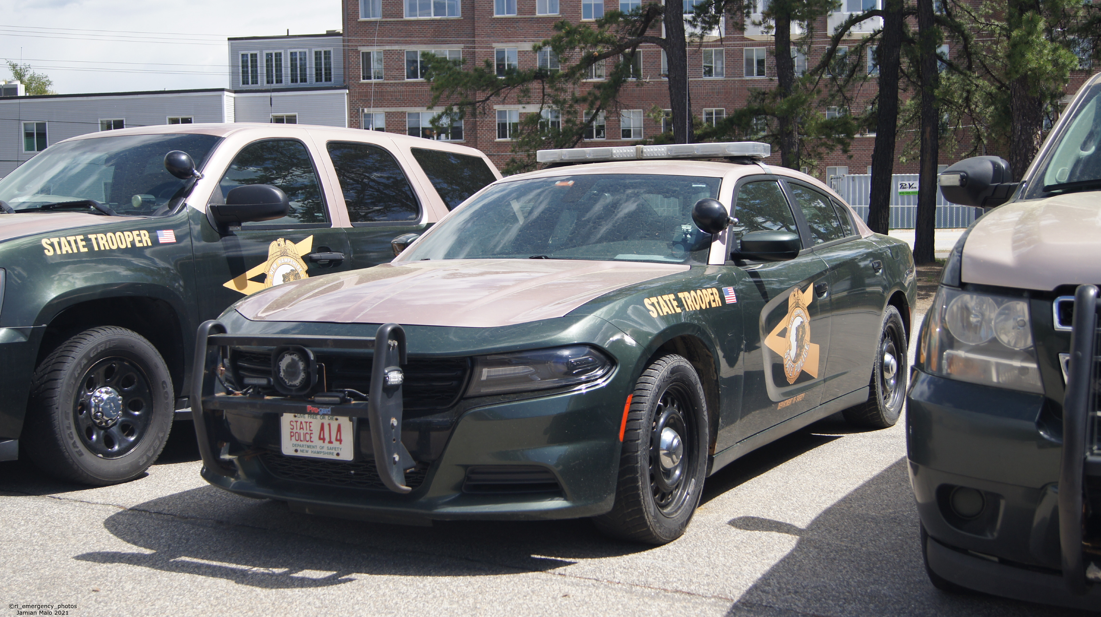 A photo  of New Hampshire State Police
            Cruiser 414, a 2015 Dodge Charger             taken by Jamian Malo