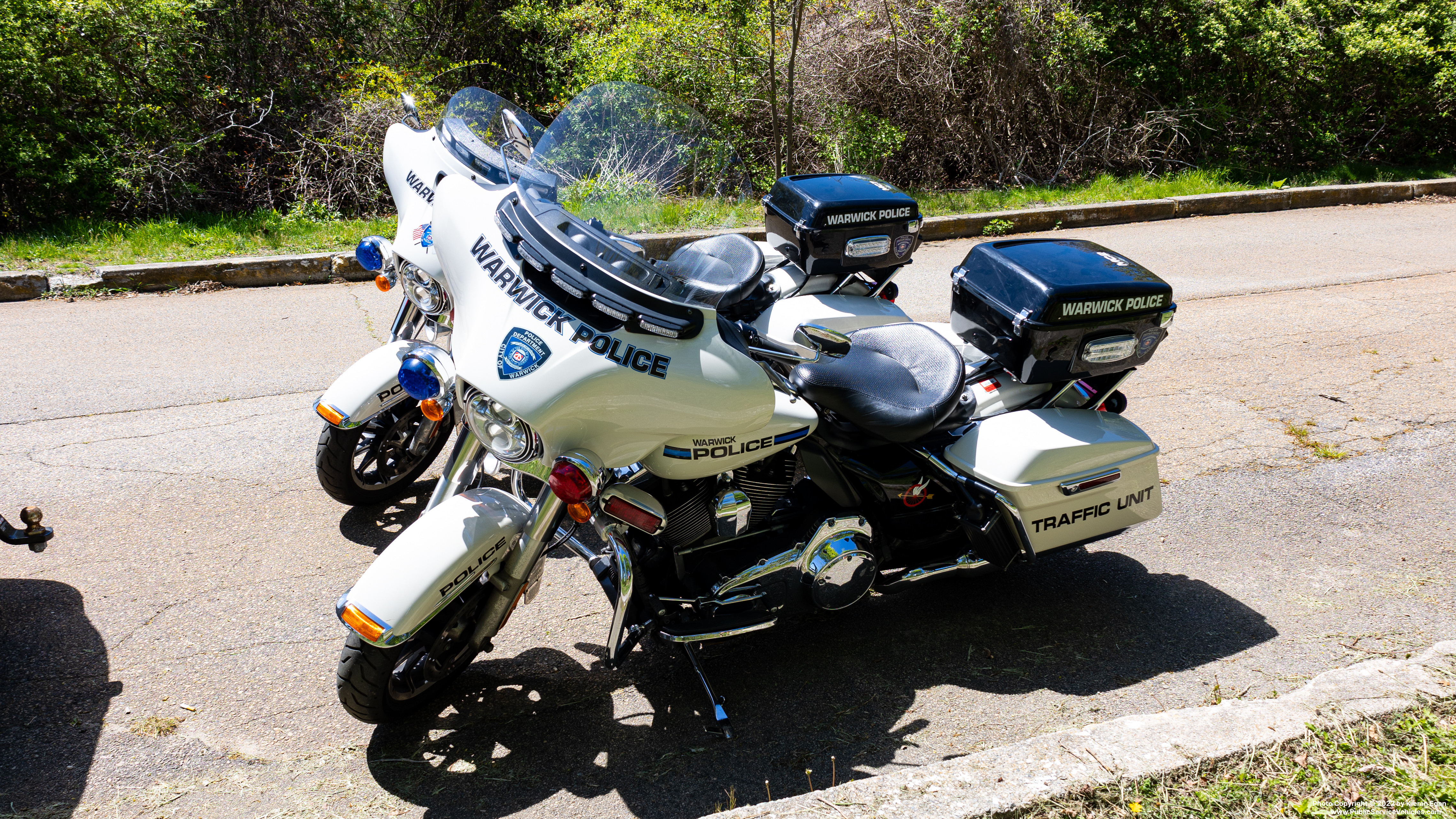 A photo  of Warwick Police
            Motorcycle 2, a 2010-2015 Harley Davidson Electra Glide             taken by Kieran Egan