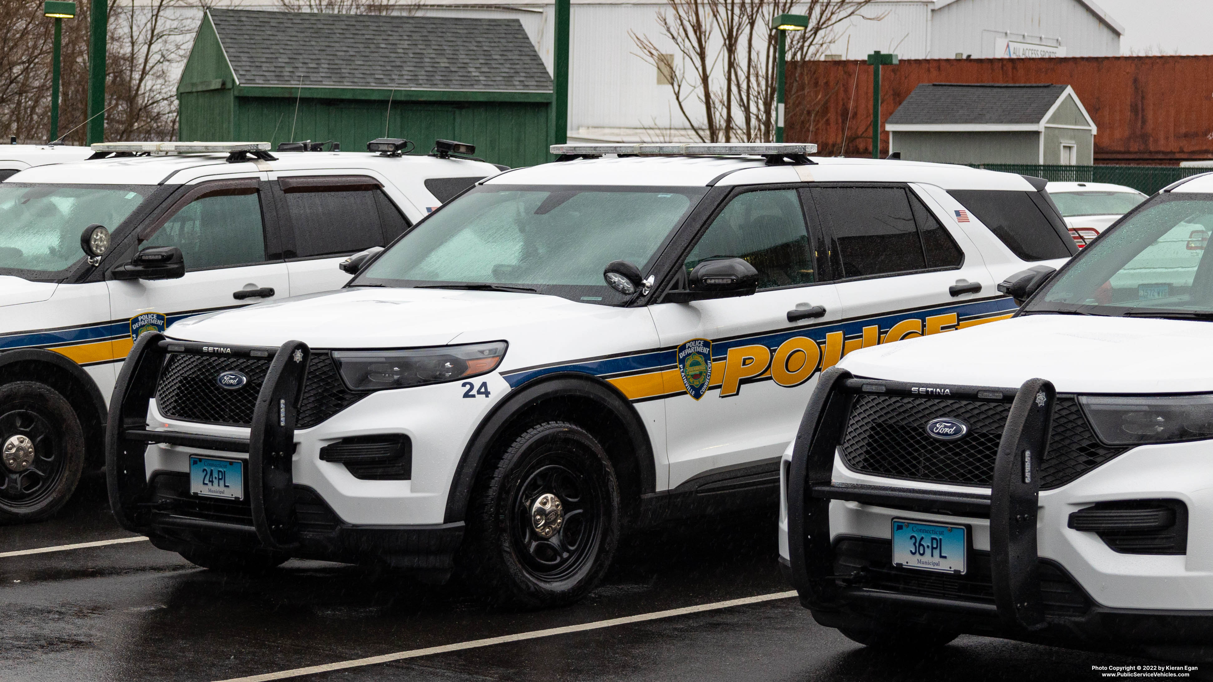 Photo of Cruiser 24 - PublicServiceVehicles.com