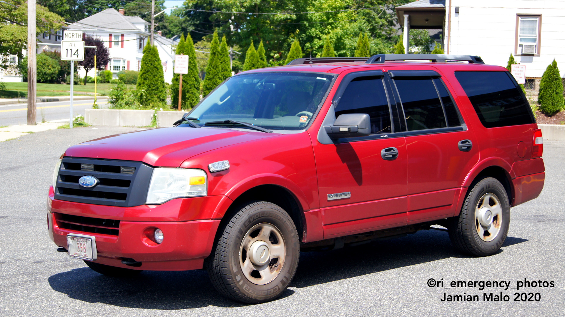A photo  of Cumberland Fire
            Car 3, a 2008 Ford Expedition             taken by Jamian Malo