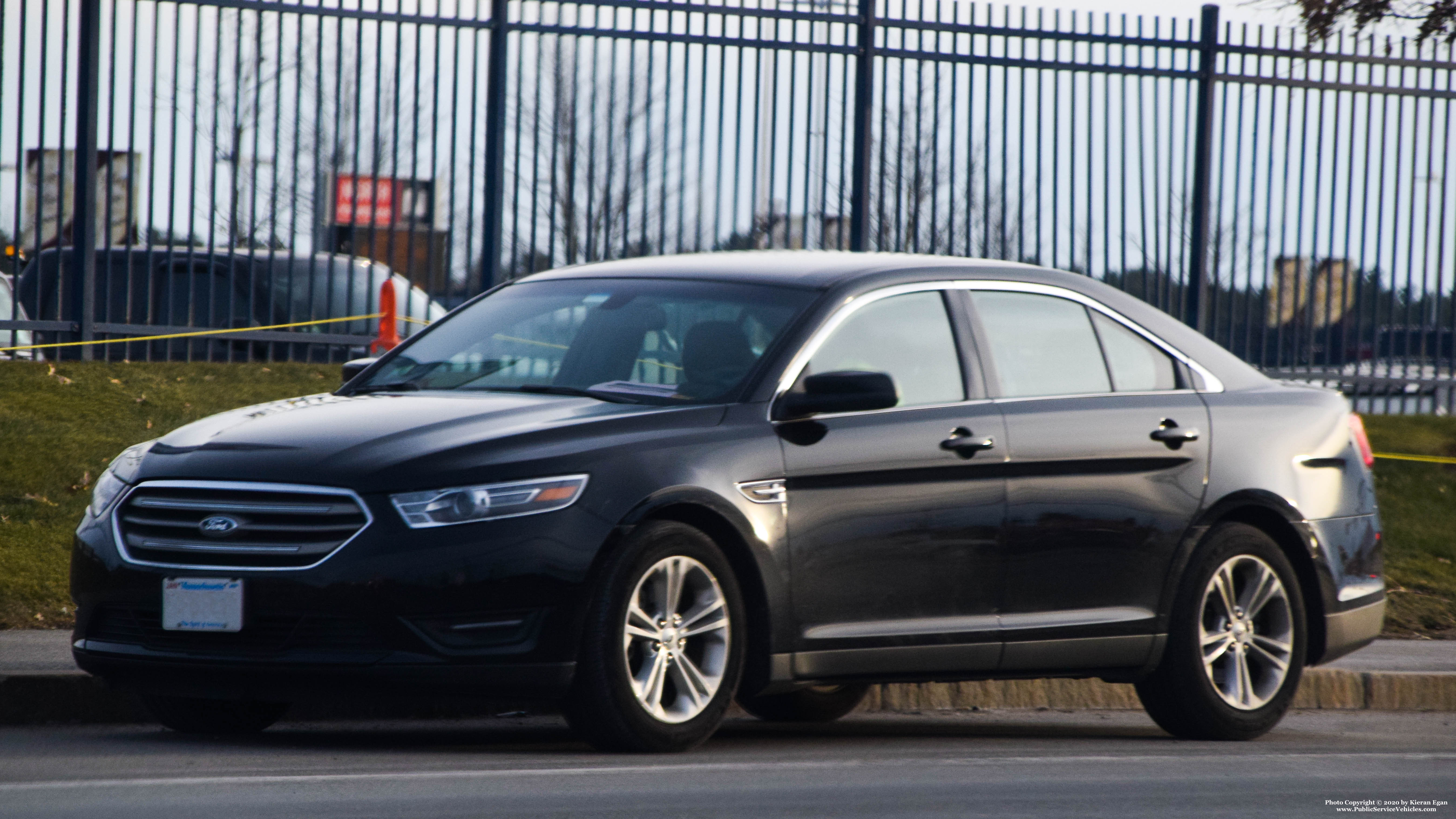 A photo  of Massachusetts State Police
            Unmarked Unit, a 2011-2019 Ford Taurus             taken by Kieran Egan