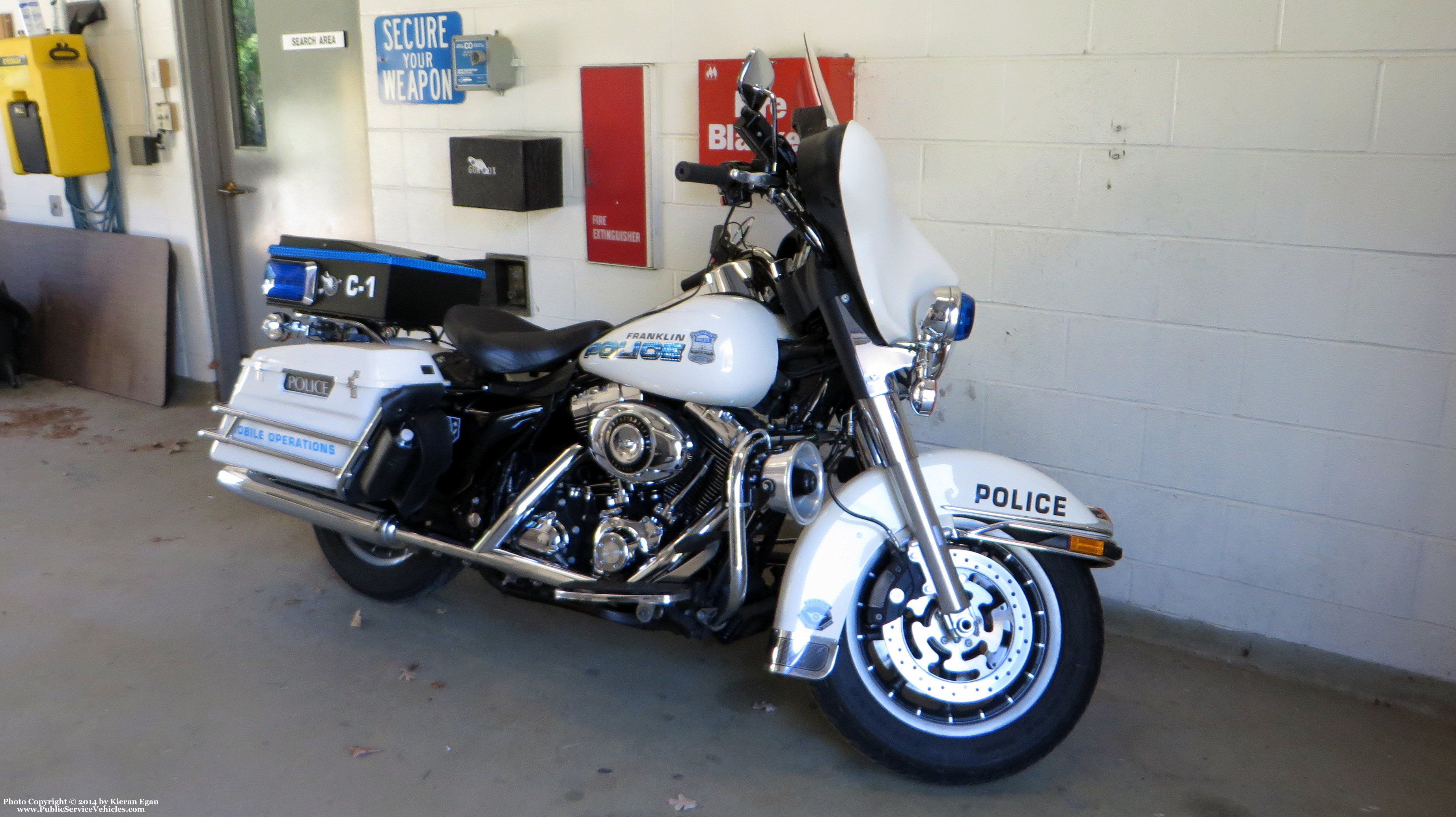 A photo  of Franklin Police
            Motorcycle 1, a 2006-2014 Harley Davidson Electra Glide             taken by Kieran Egan