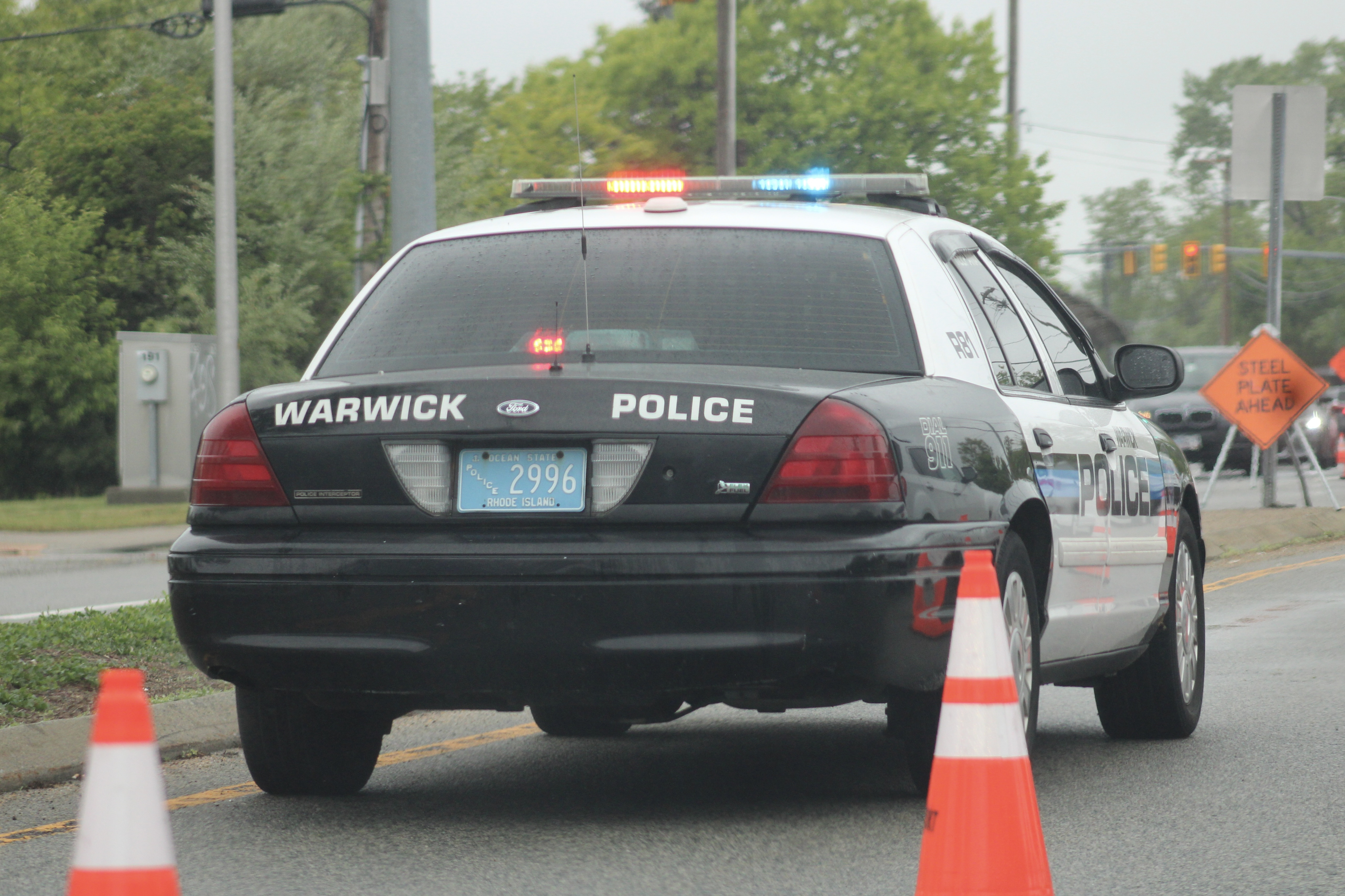 A photo  of Warwick Police
            Cruiser R-81, a 2009-2011 Ford Crown Victoria Police Interceptor             taken by @riemergencyvehicles