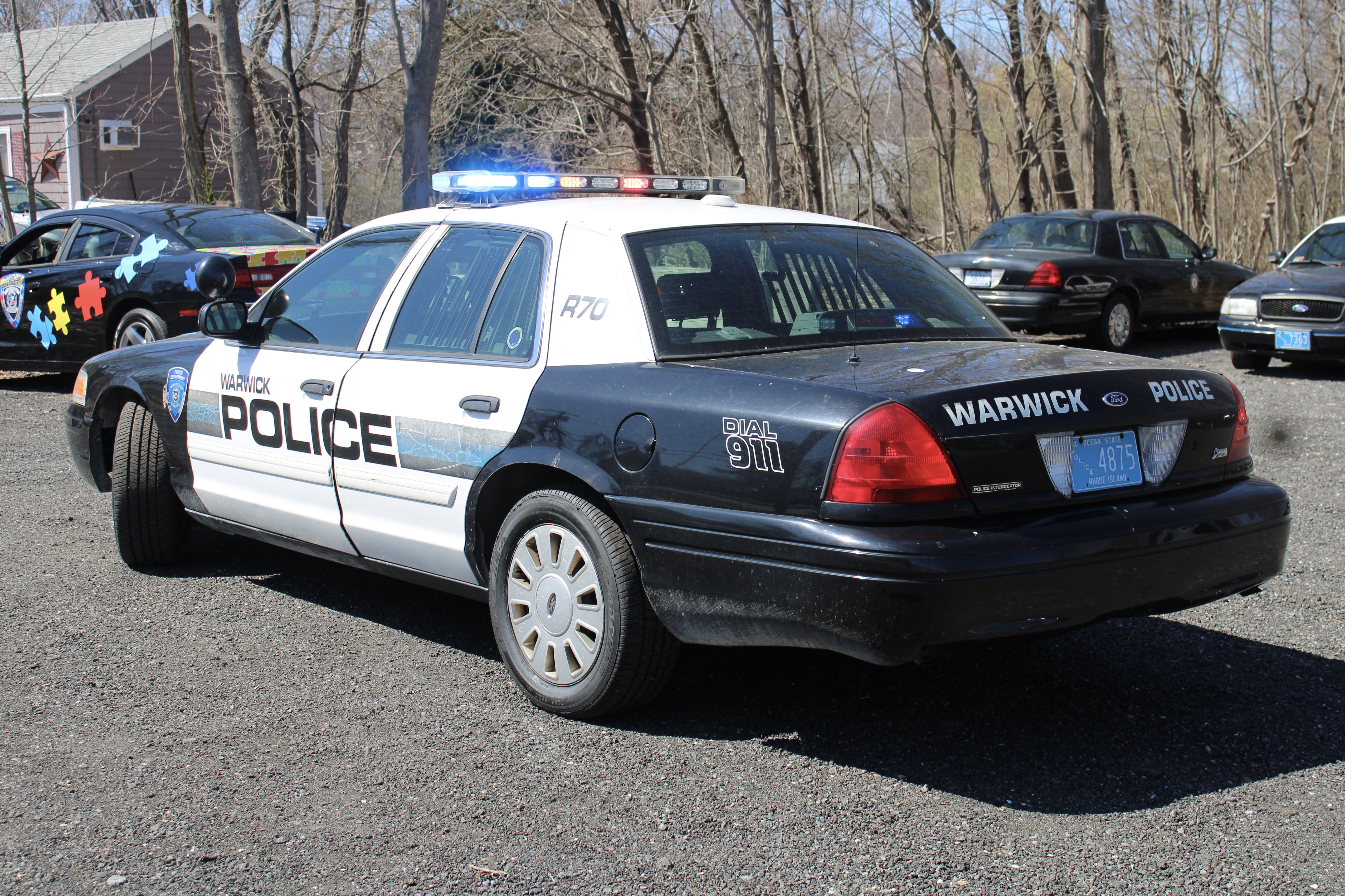 A photo  of Warwick Police
            Cruiser R-70, a 2009-2011 Ford Crown Victoria Police Interceptor             taken by @riemergencyvehicles