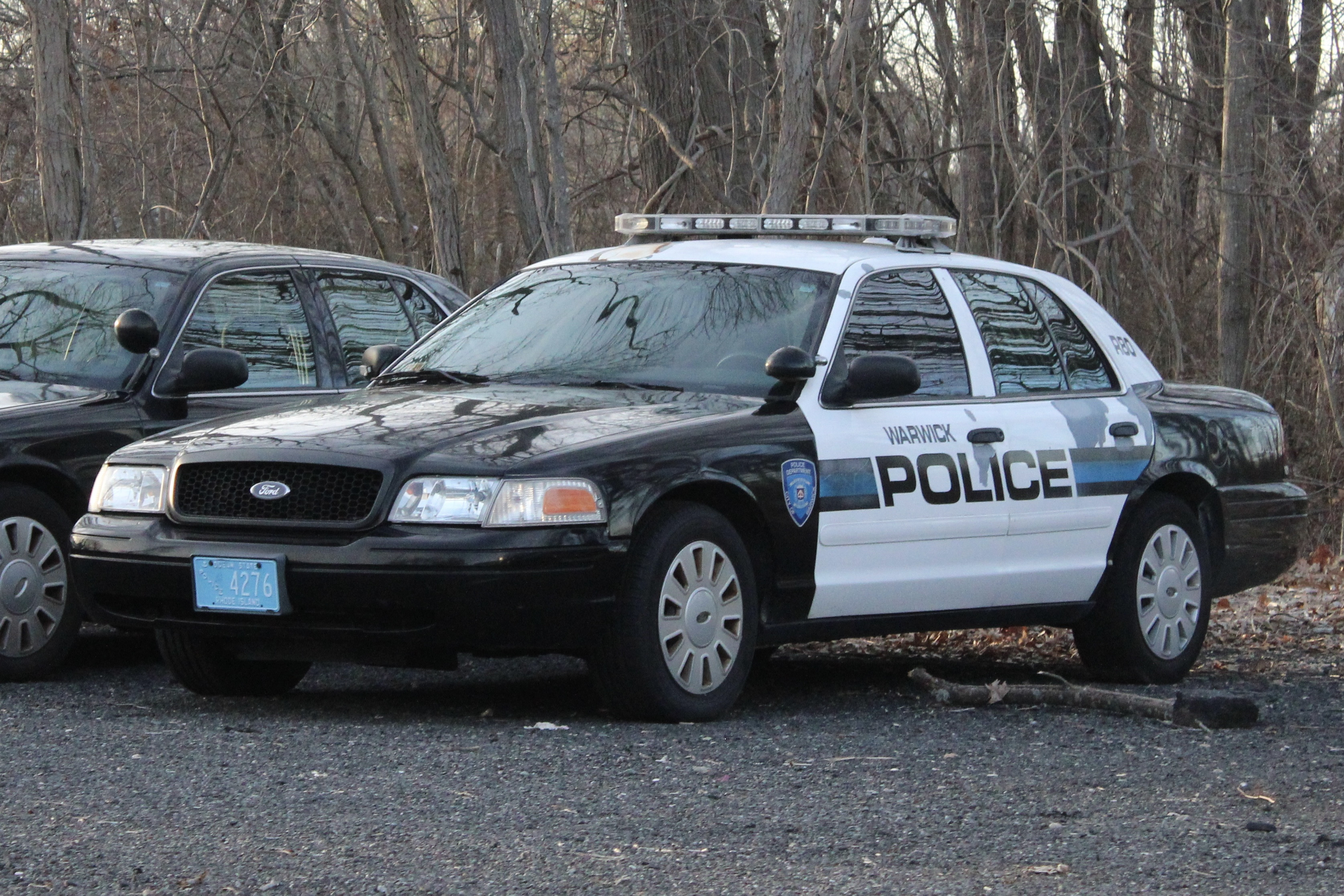 A photo  of Warwick Police
            Cruiser R-80, a 2006-2008 Ford Crown Victoria Police Interceptor             taken by @riemergencyvehicles